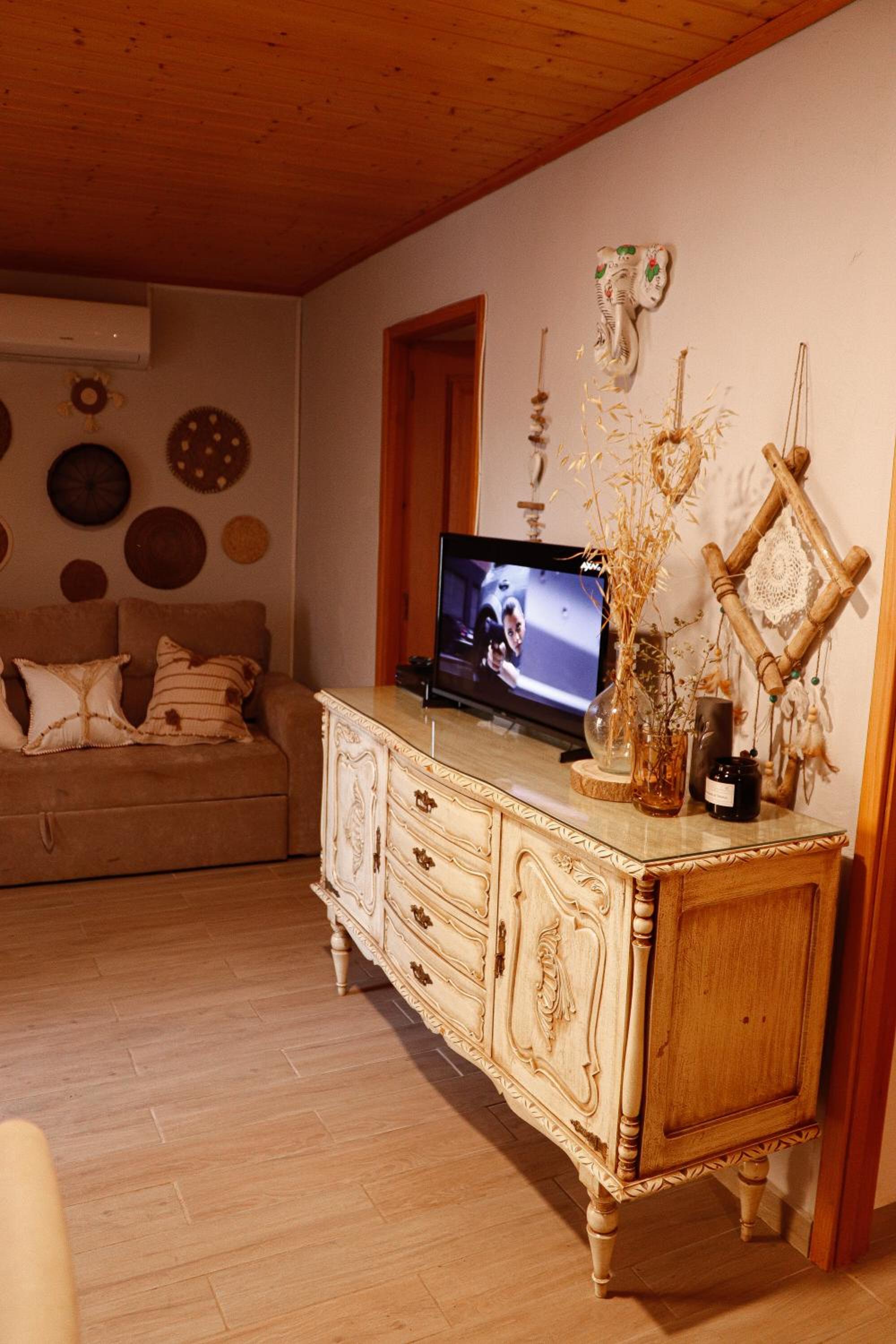 Two-Bedroom Villa - Photo 13