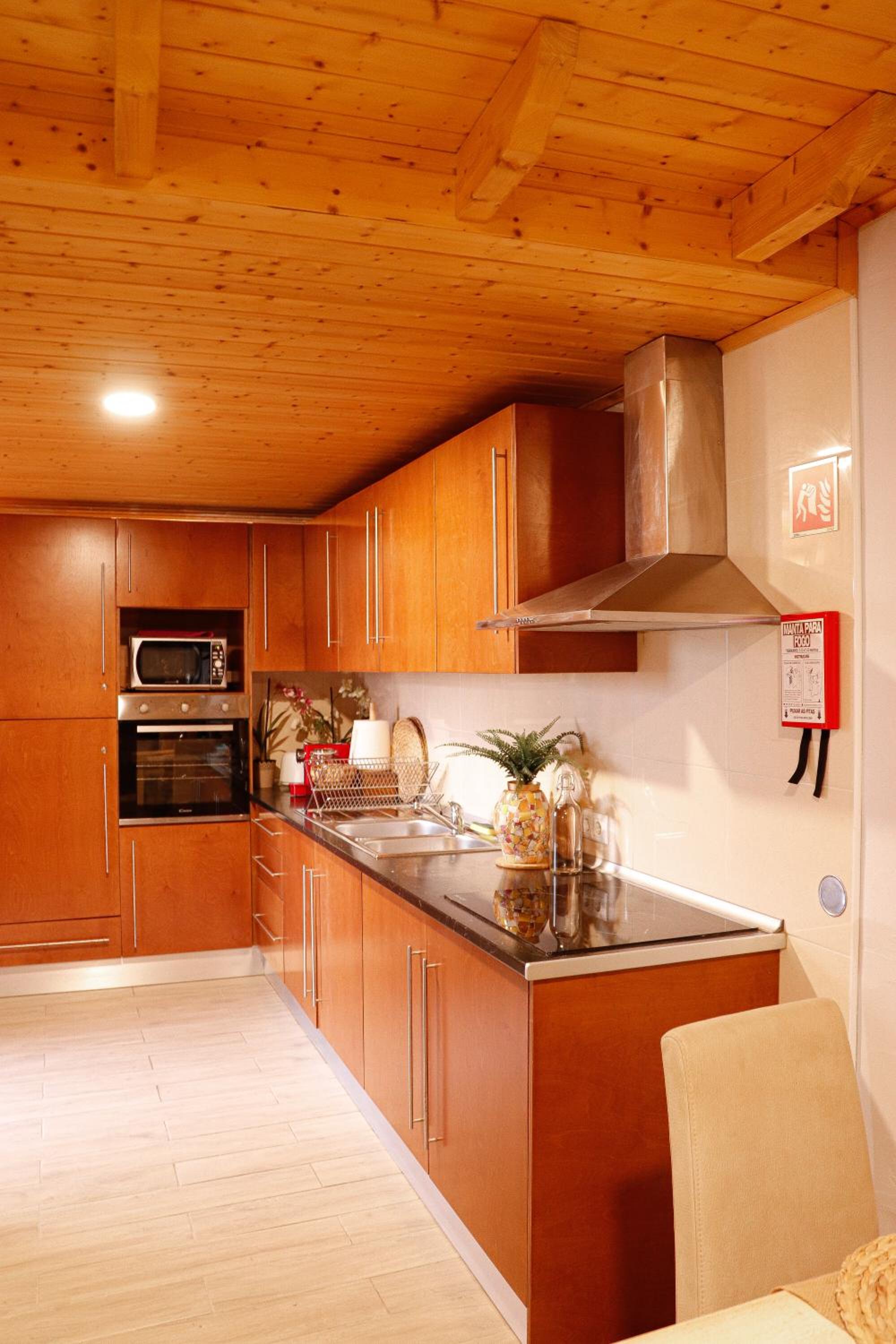 Two-Bedroom Villa - Photo 10