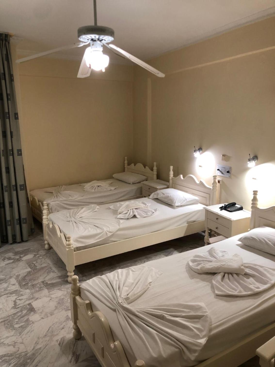 Triple Room with Mountain View