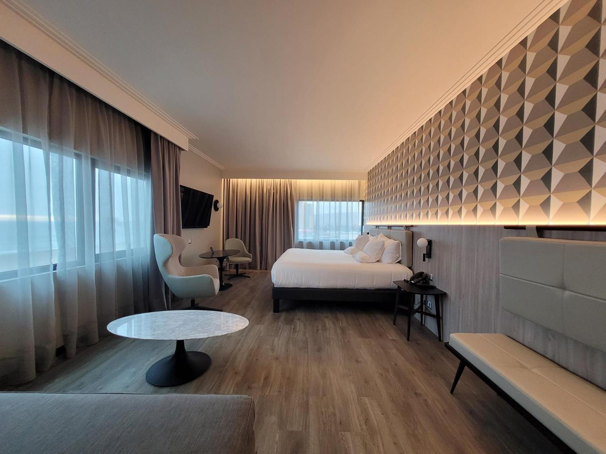 Executive Double Room with Sea View - Photo 1
