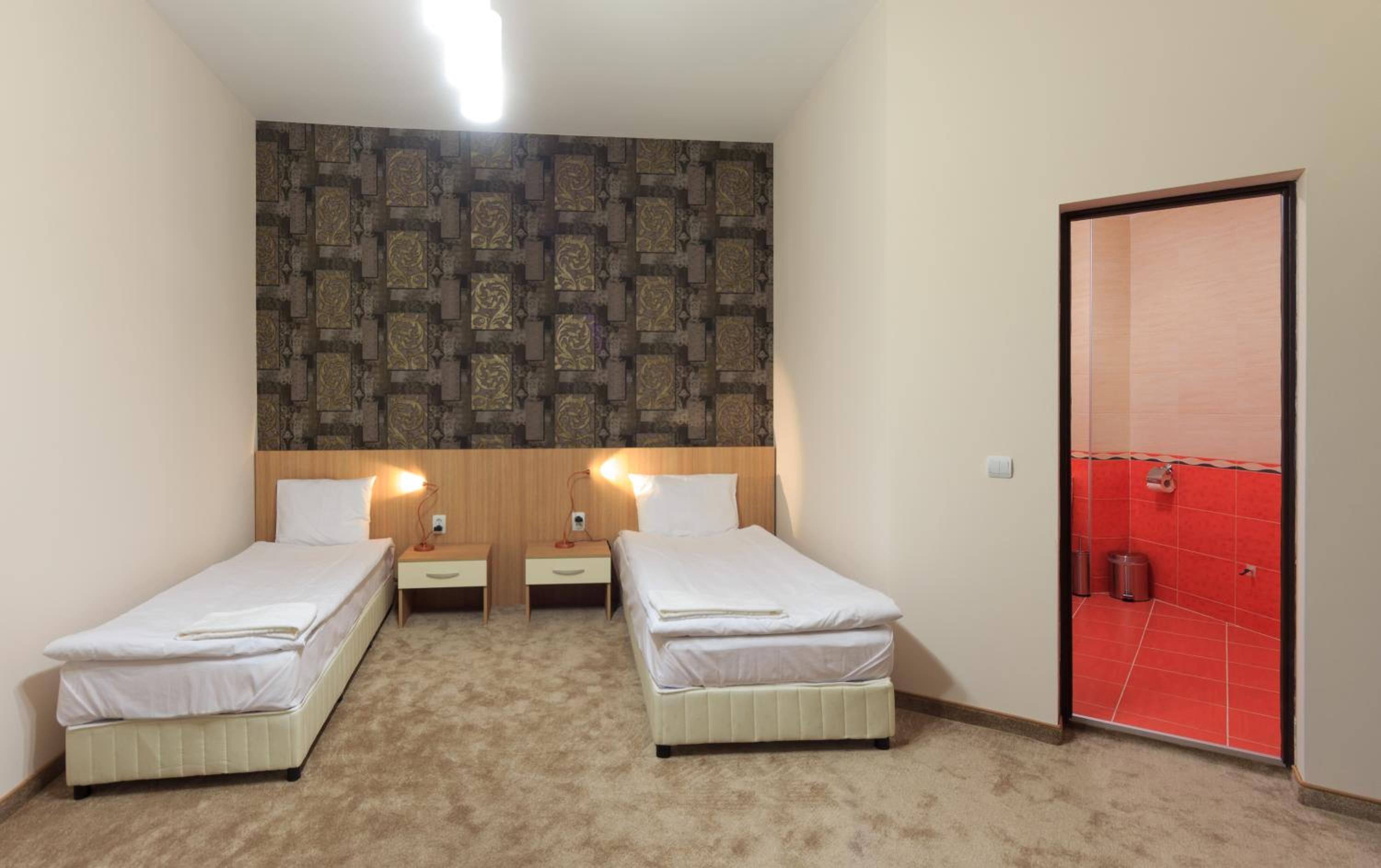 Double or Twin Room with Private Bathroom photo 1