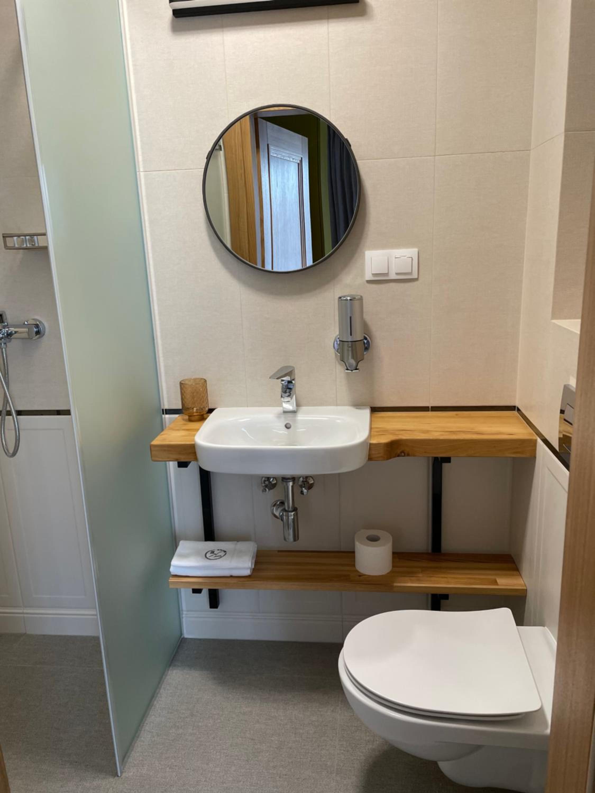Triple Room - Photo 8