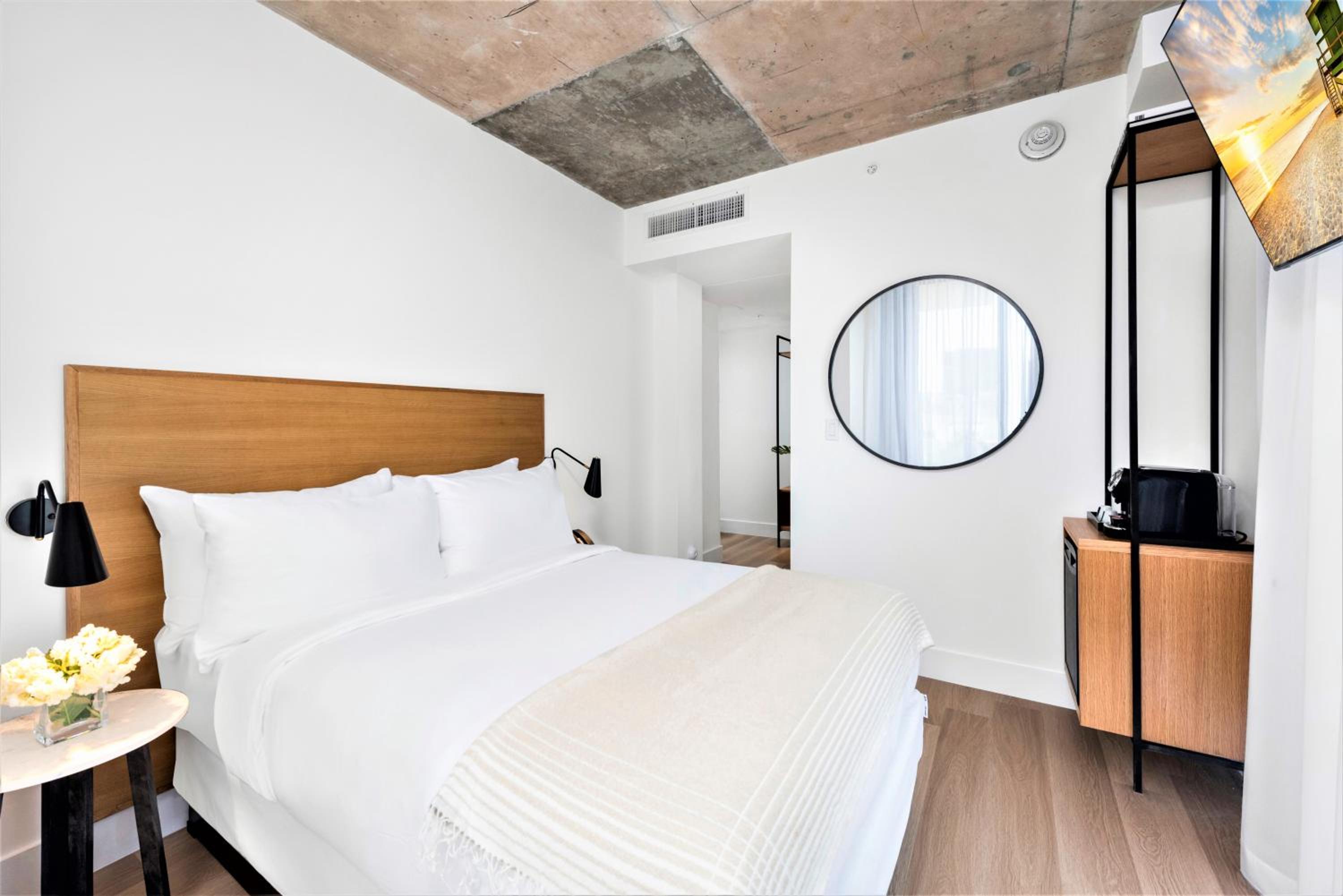 Small Double Room - Photo 3