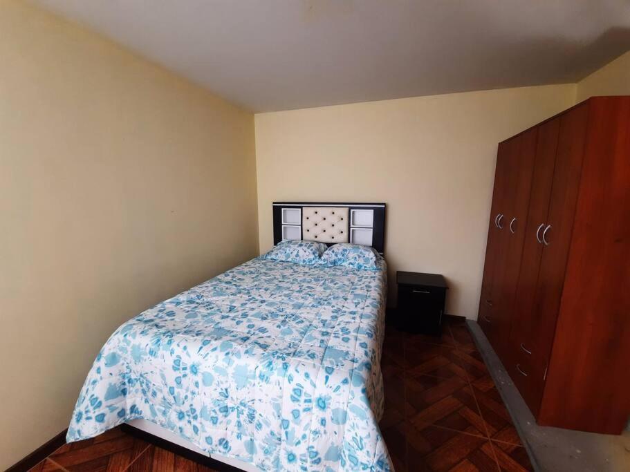 One-Bedroom Apartment photo 3