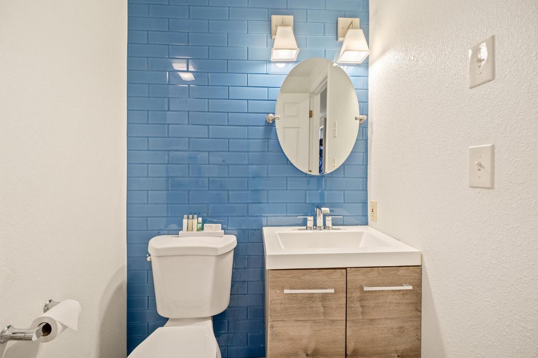 One-Bedroom Suite - Photo 3