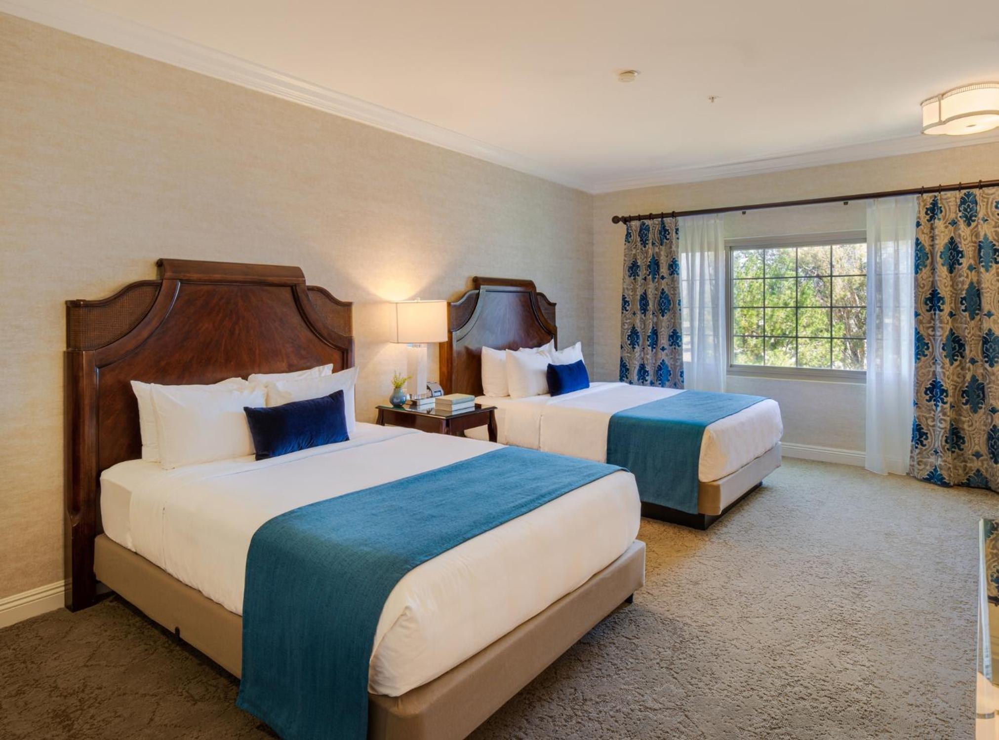 Queen Studio Suite - Photo 1