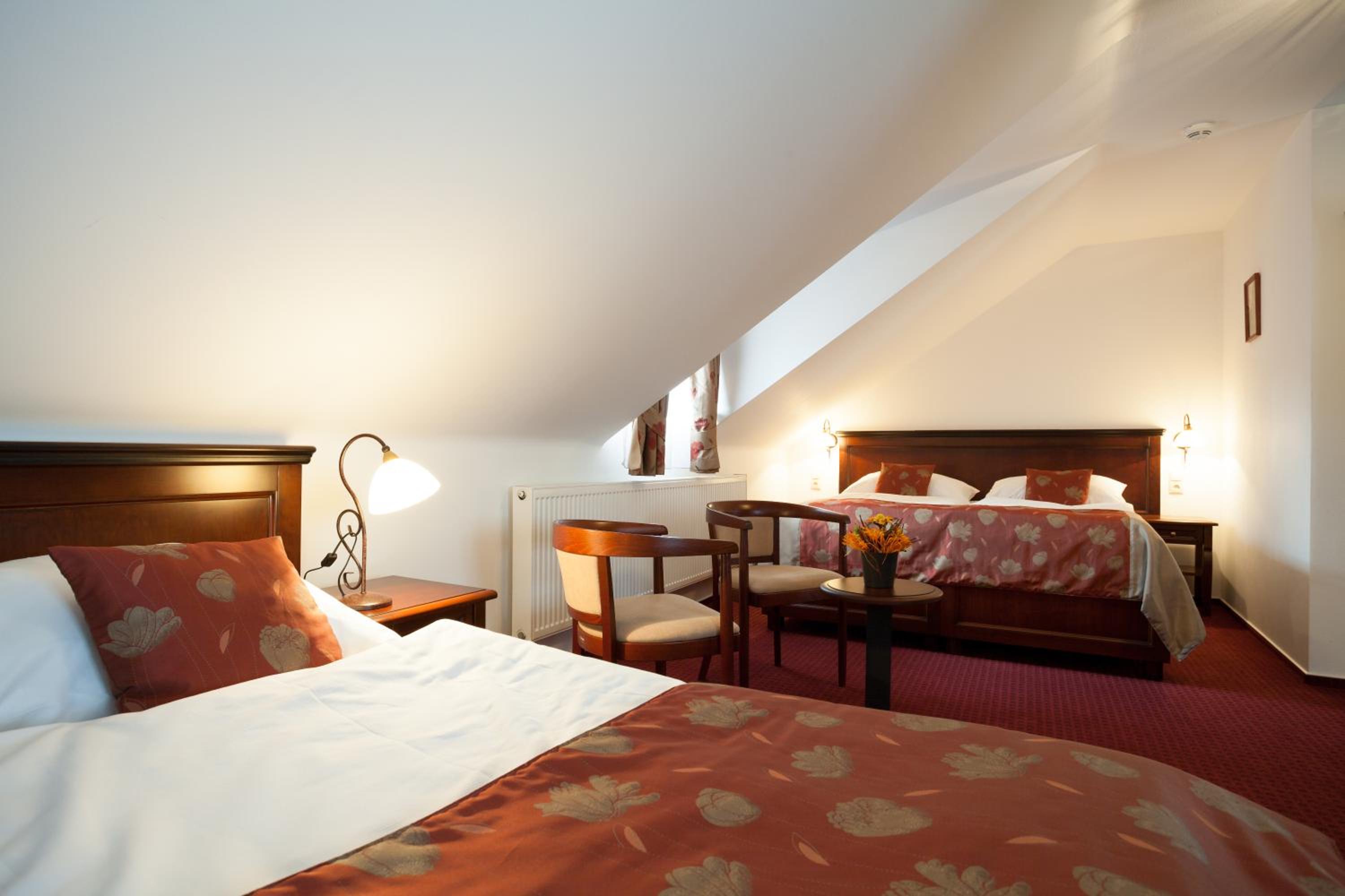 Double Room - Photo 20