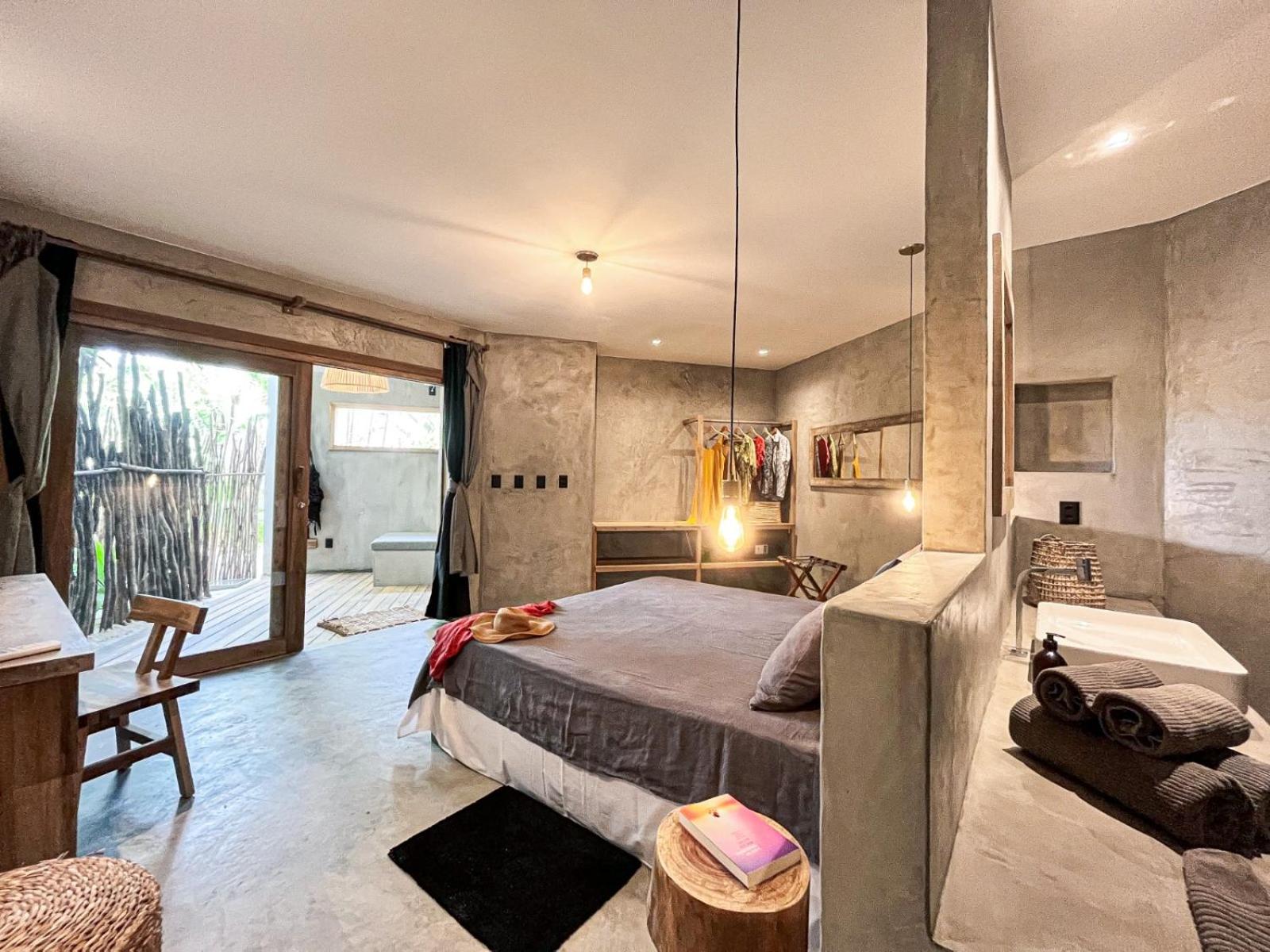 King Suite with Balcony