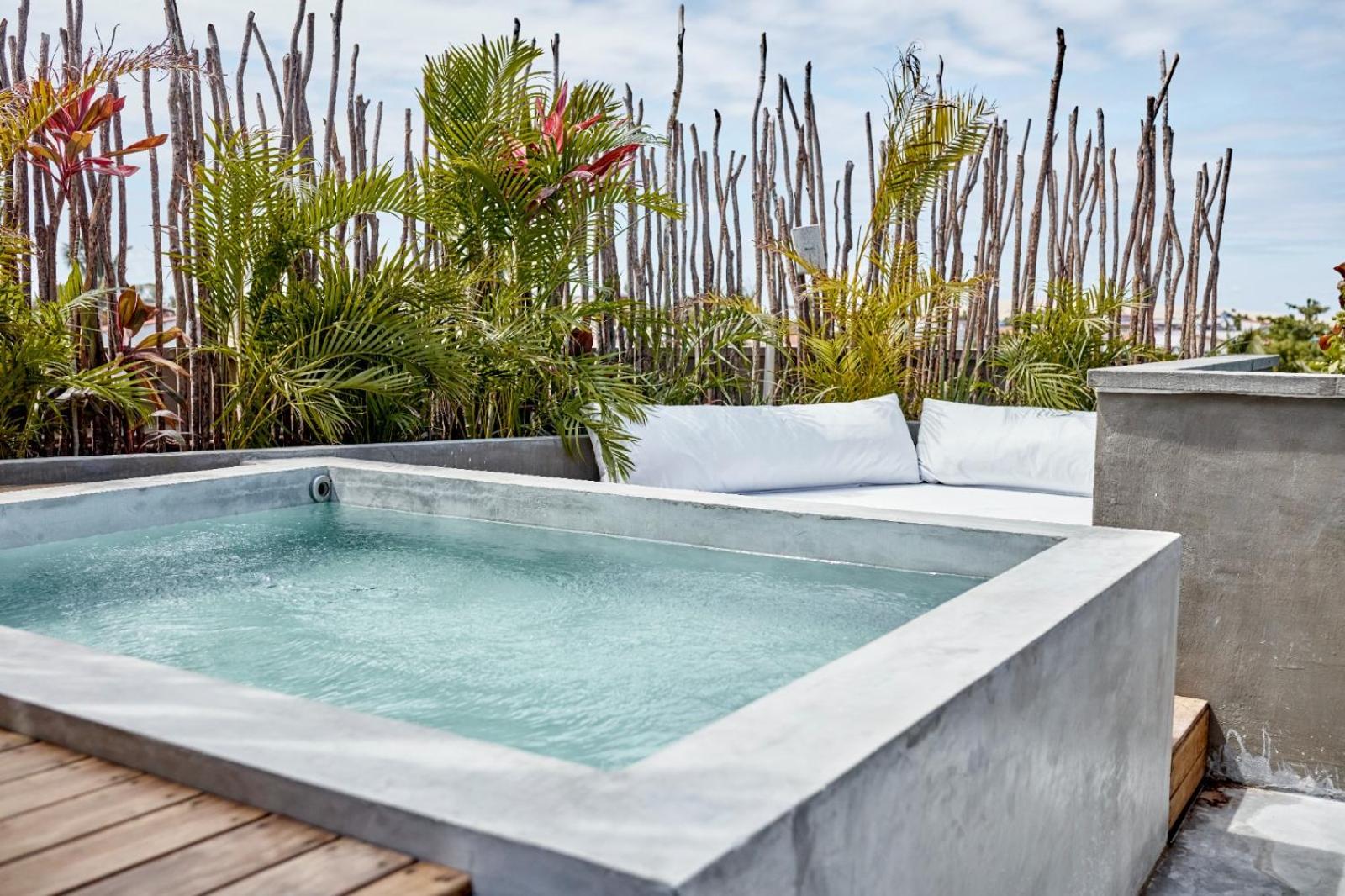 Suite with Private Pool photo 2