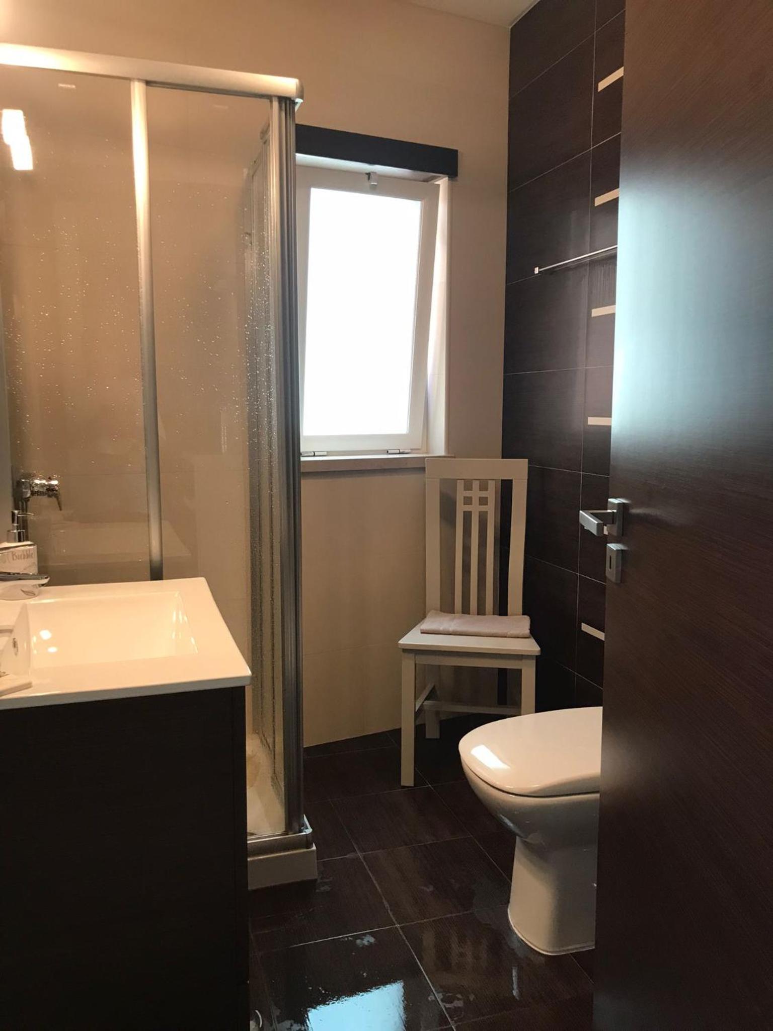 One-Bedroom Apartment - Photo 8
