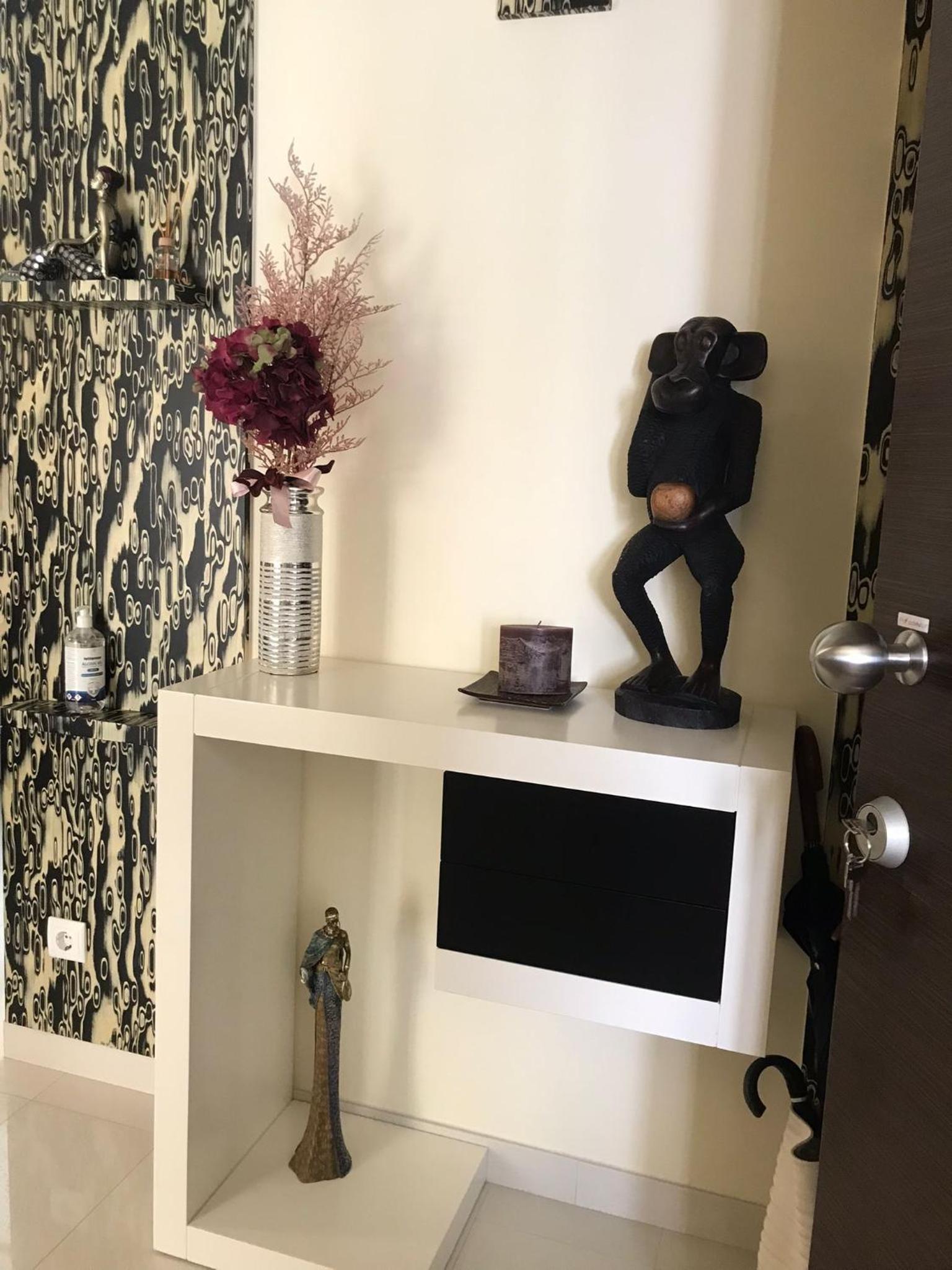 One-Bedroom Apartment - Photo 11