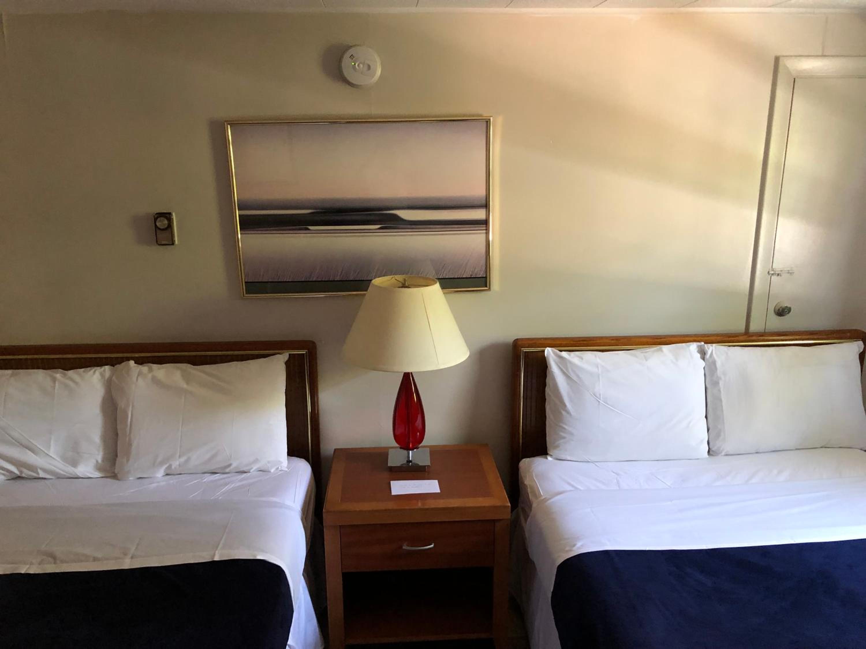 Quadruple Room With Bath photo 3