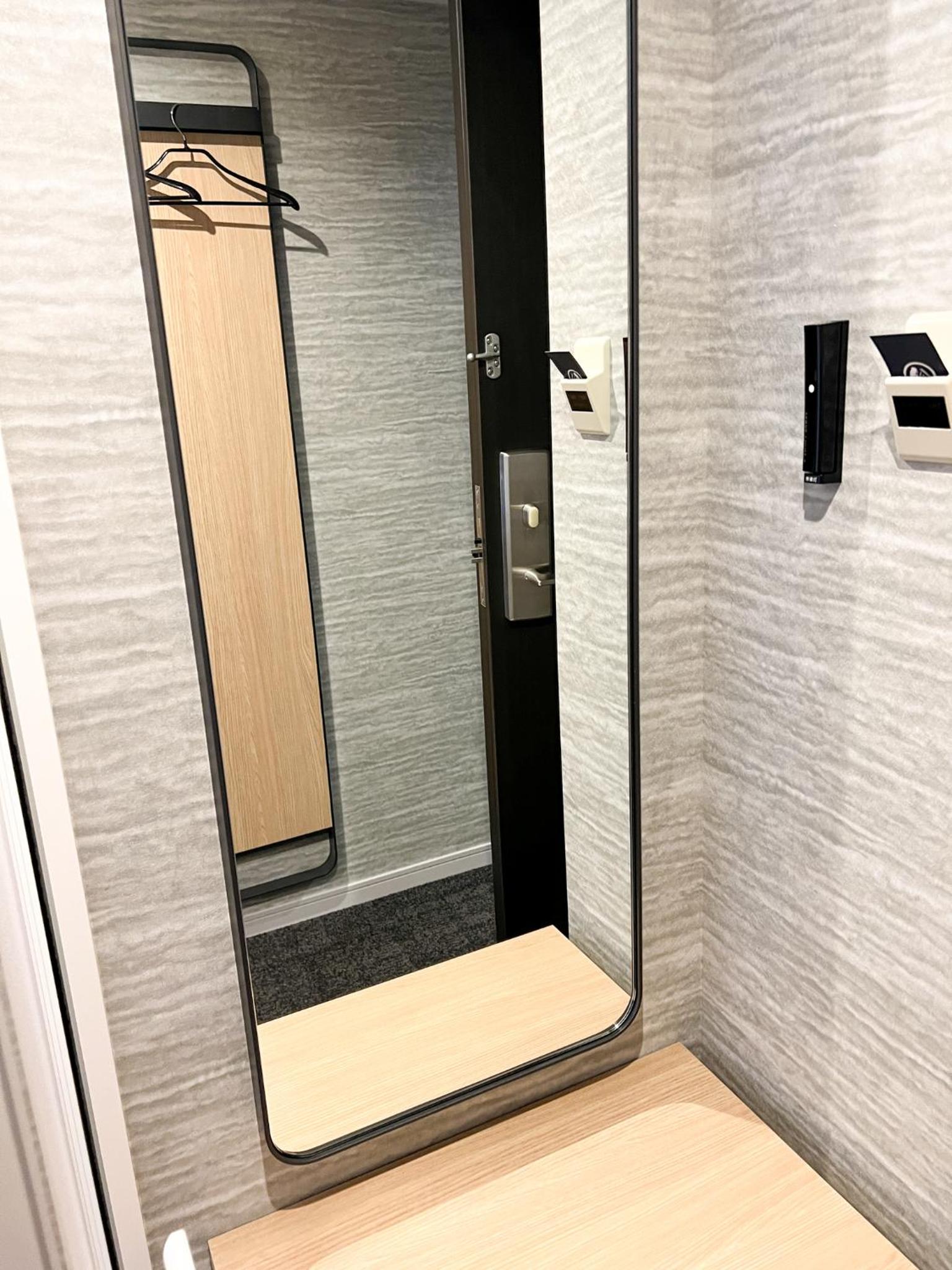 Standard Twin Room - Photo 6