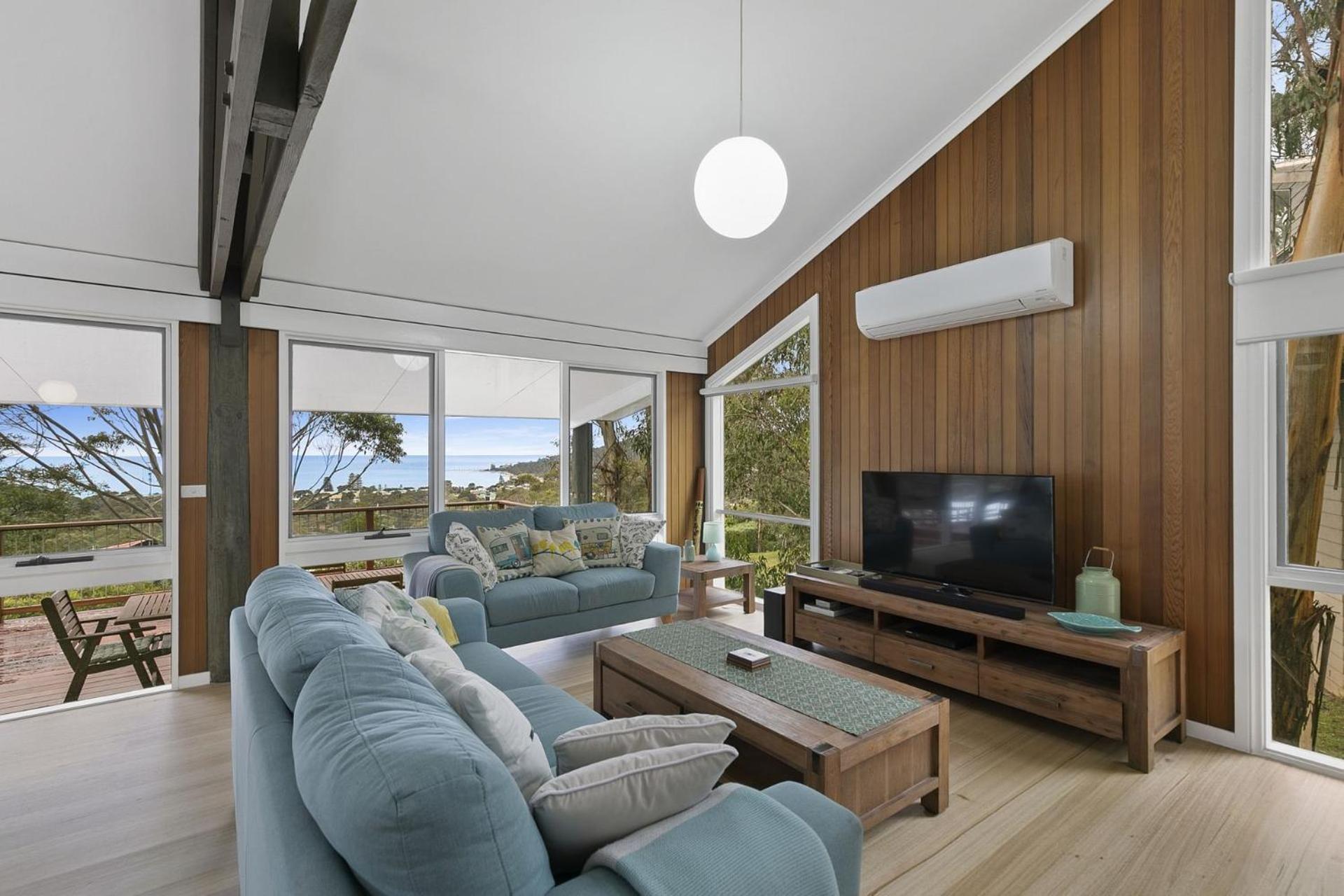 Three-Bedroom House photo 1