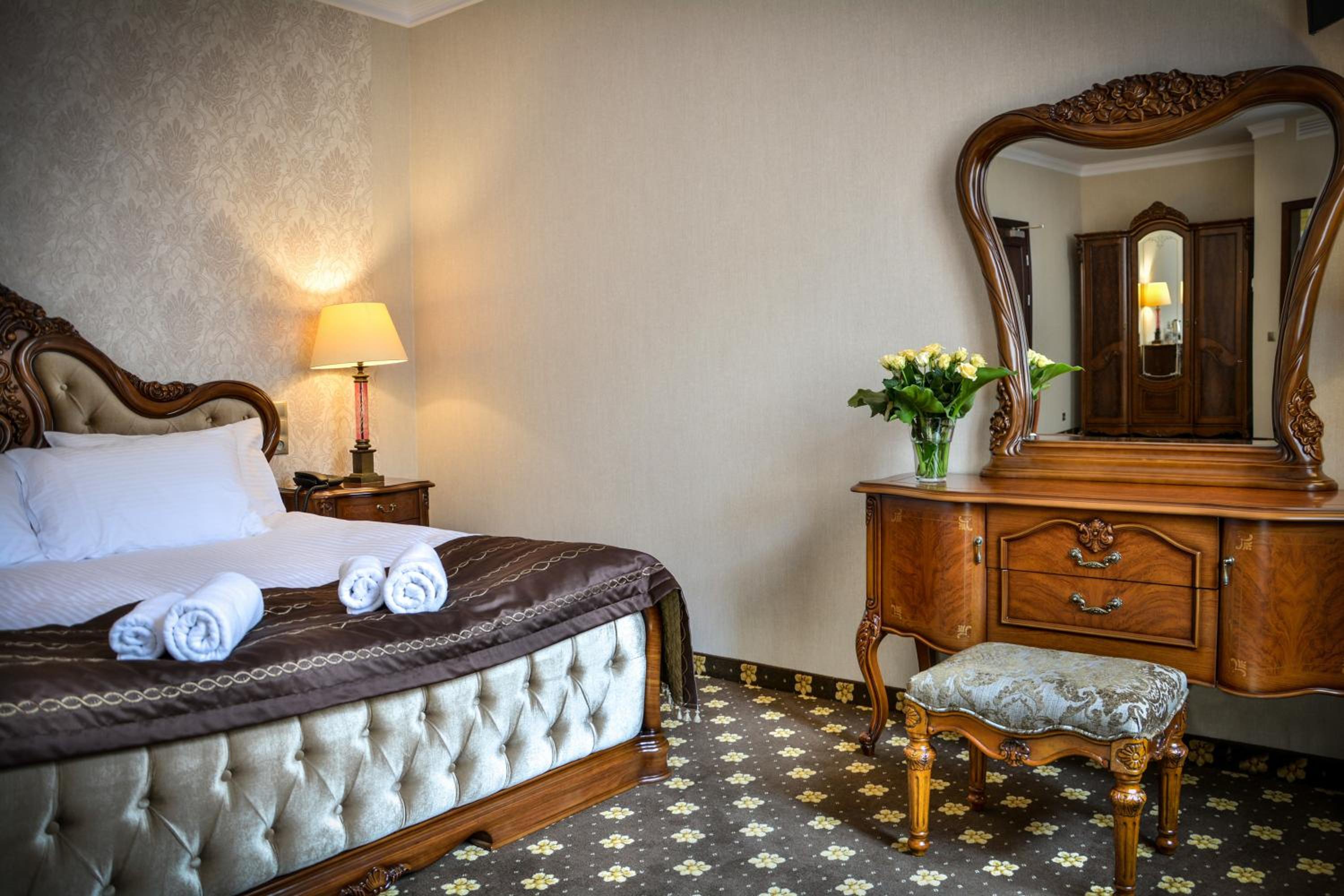 One-Bedroom Apartment with Spa Bath photo 1