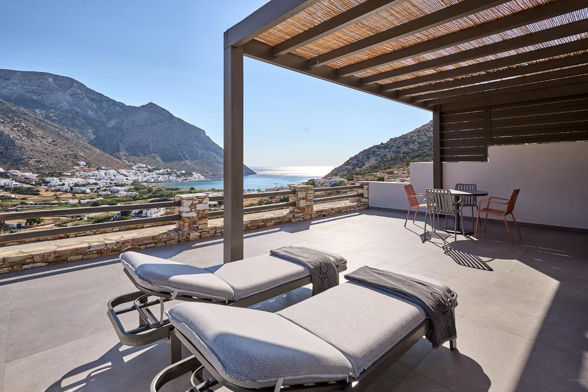 Junior Suite with Private Pool - Photo 6