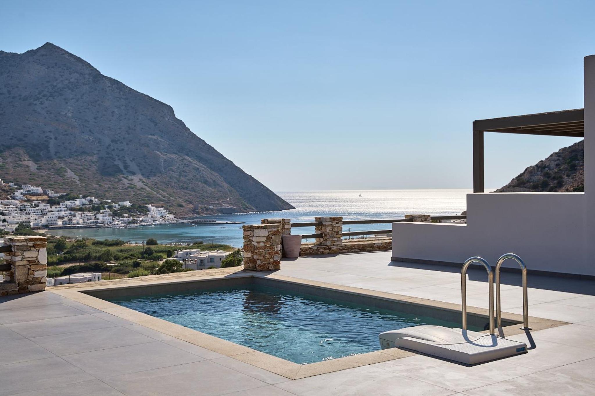 Junior Suite with Private Pool - Photo 2
