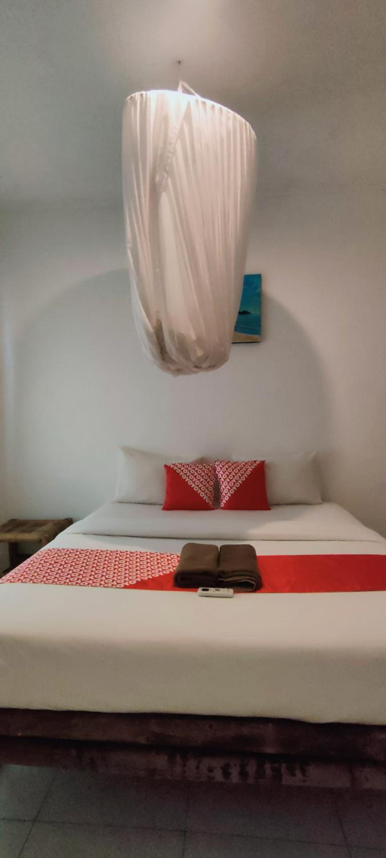 Deluxe Double Room - Photo 22