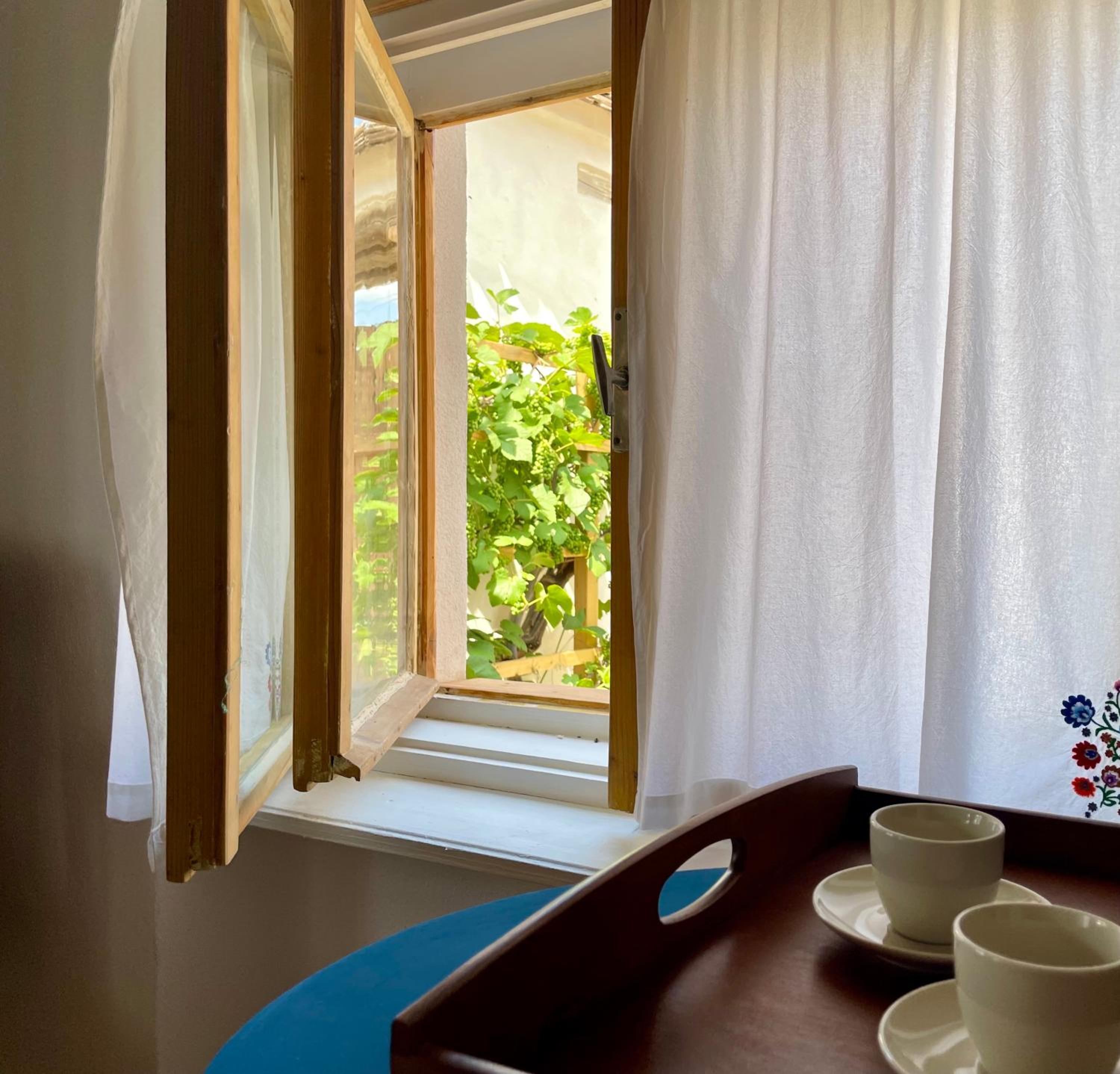 Double Room - Photo 3