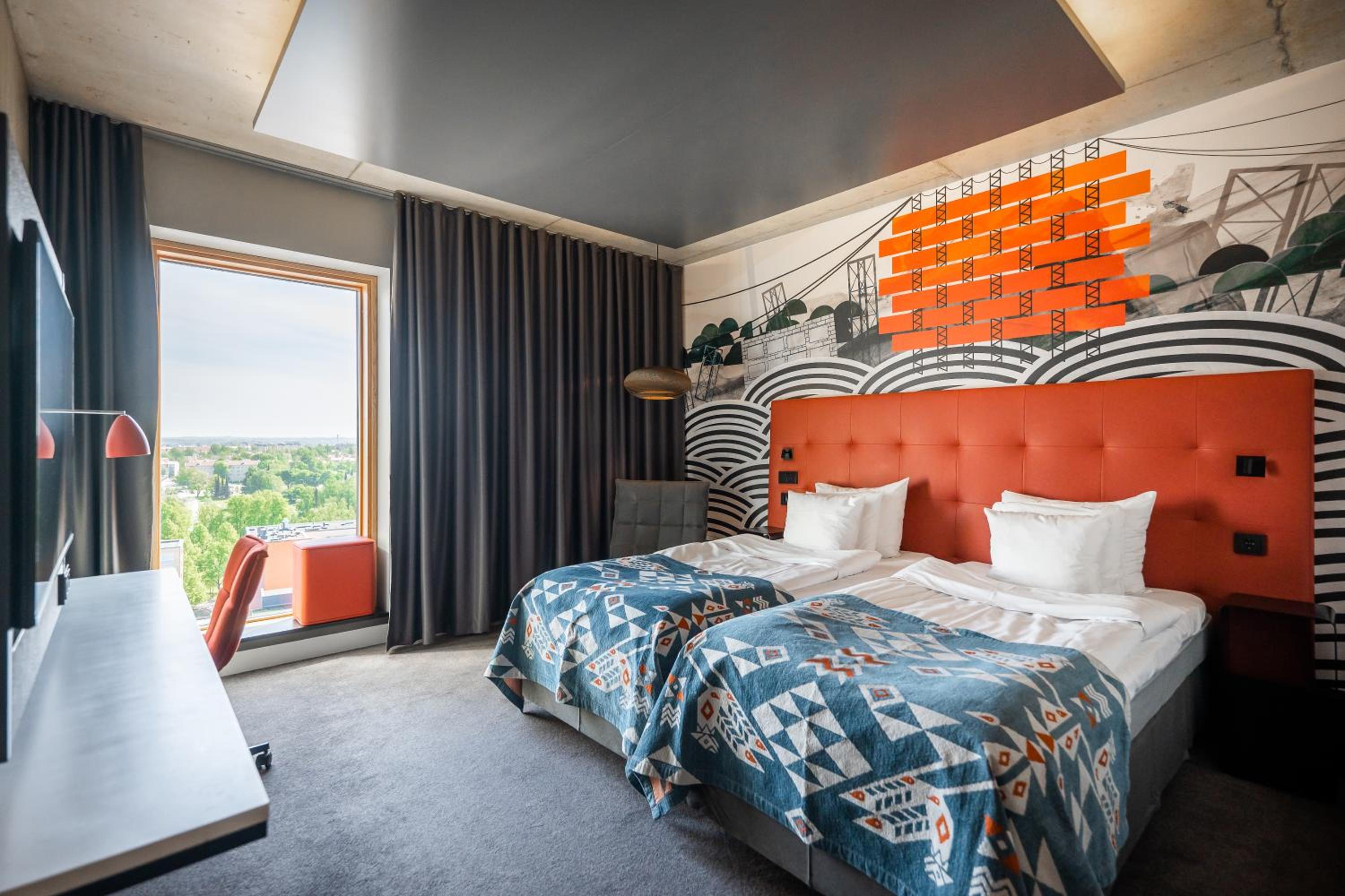 Standard Twin Room