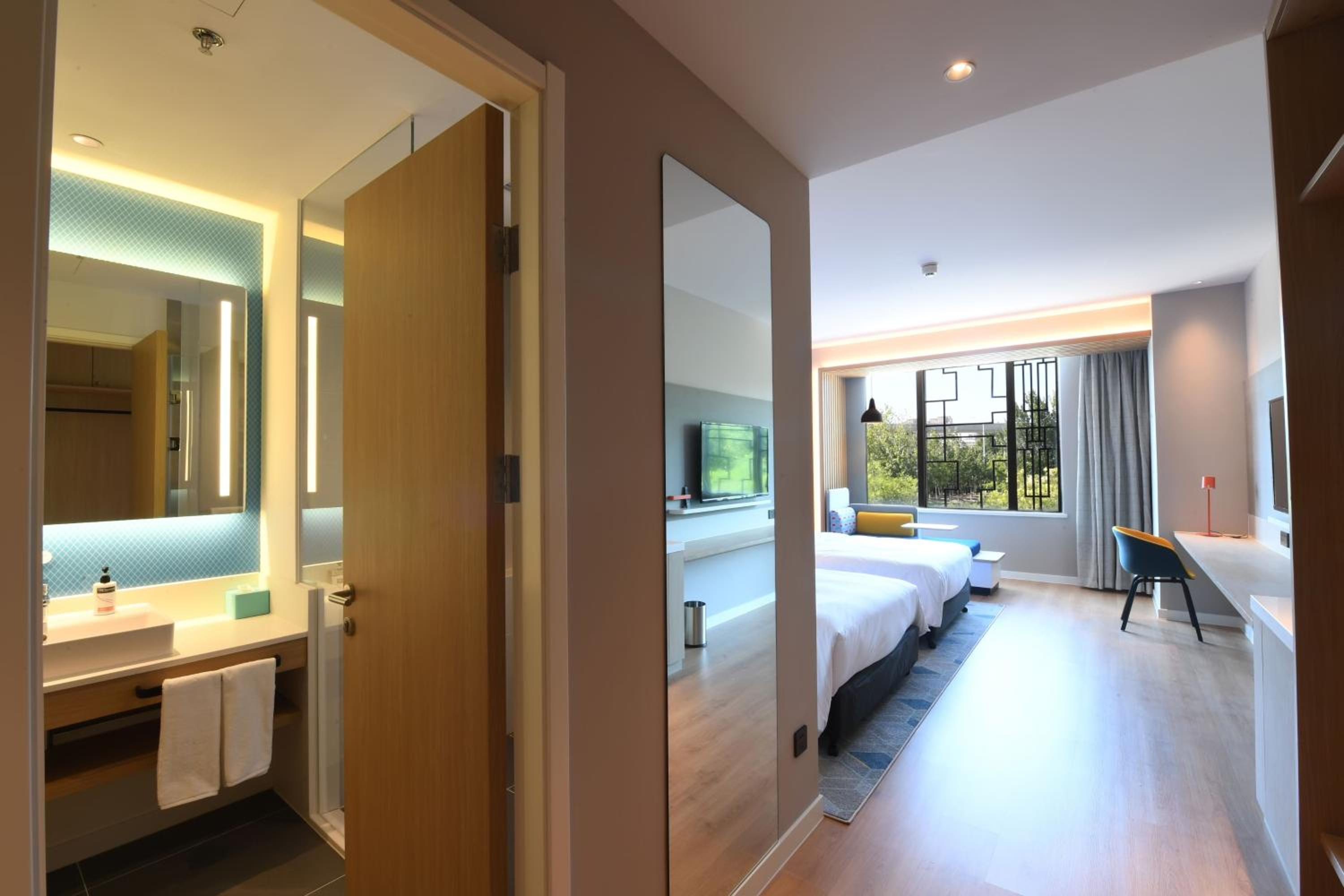 Standard Twin Room with Air Purifier