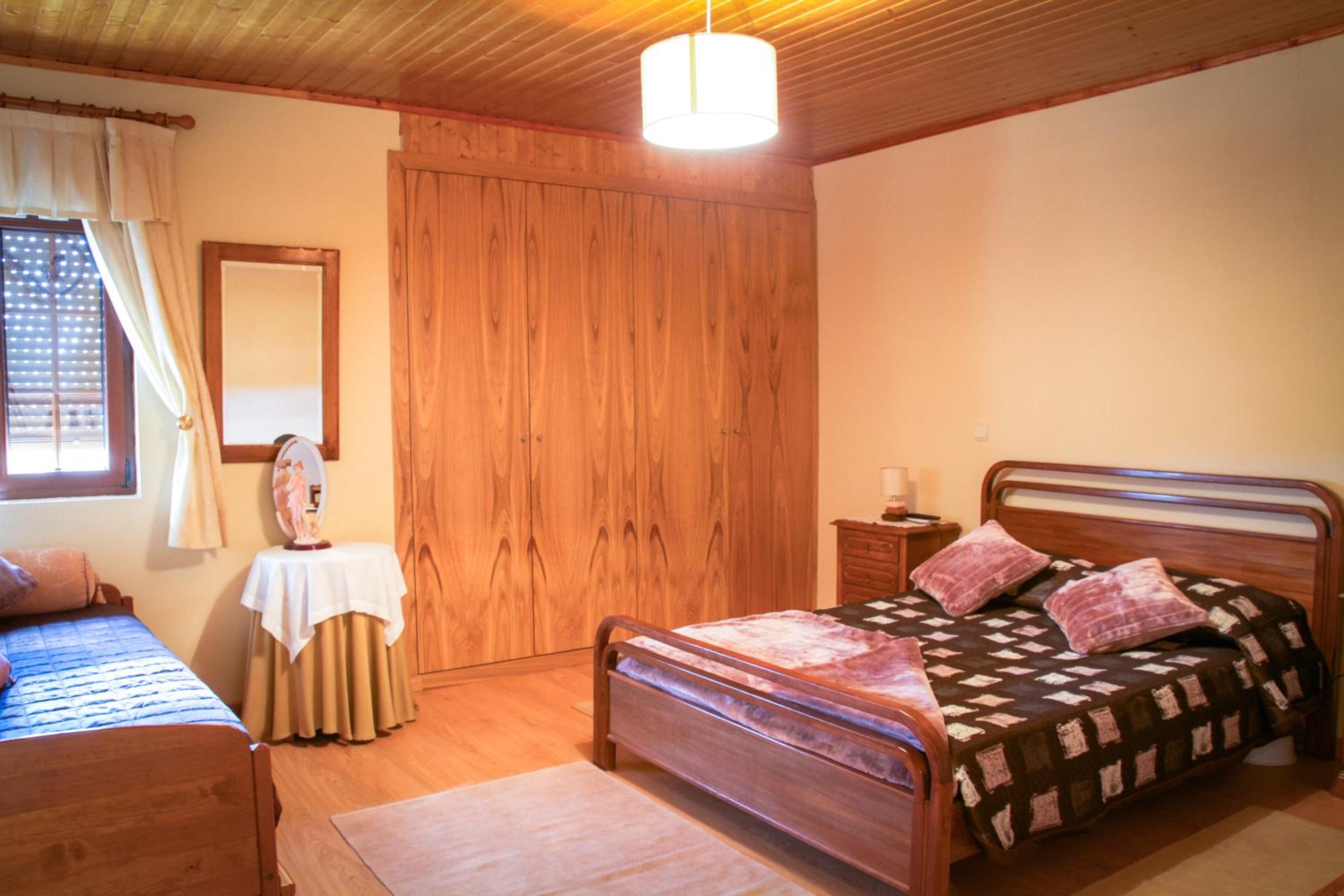 Family Room with Private Bathroom - Photo 1