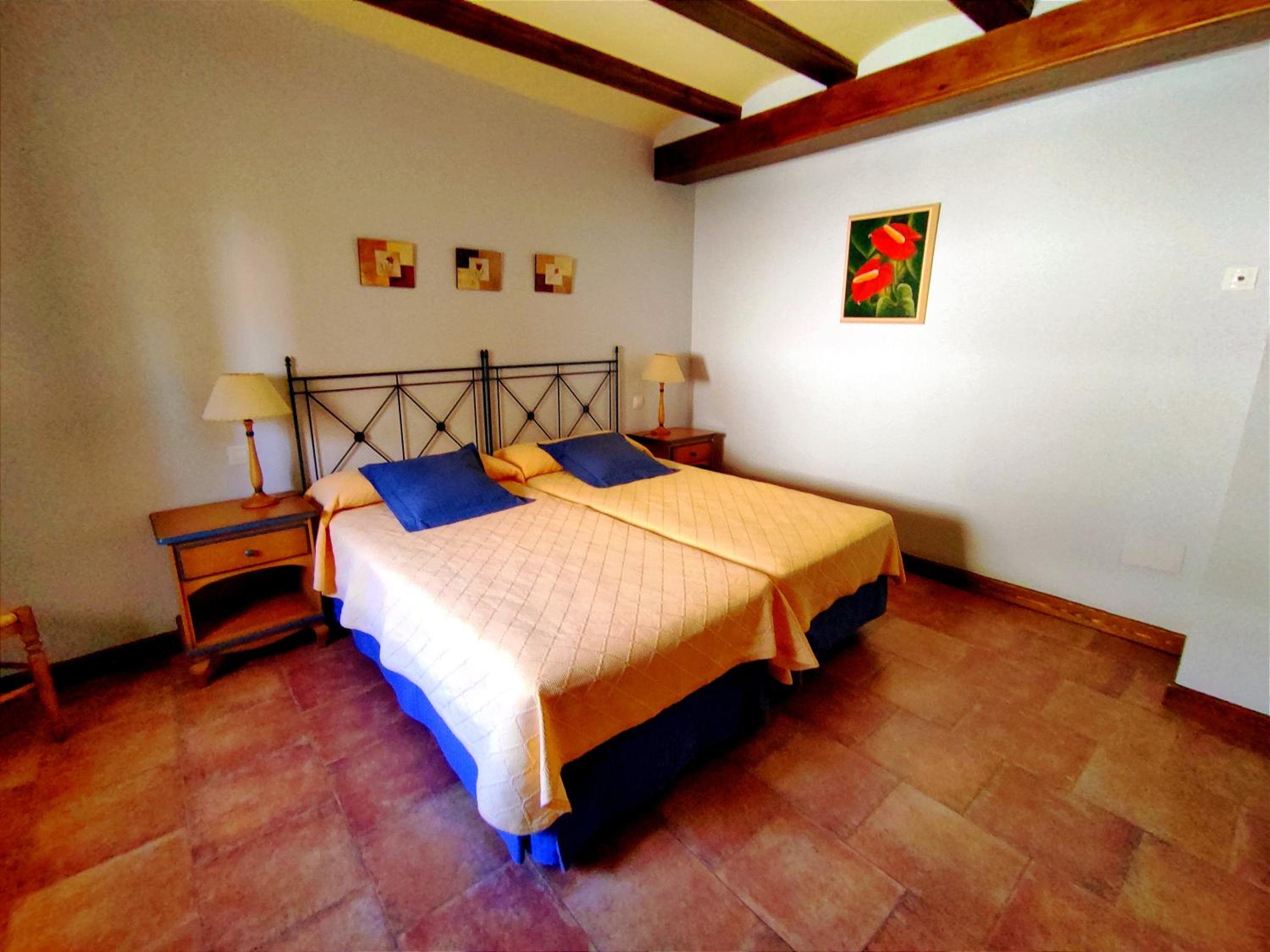Twin Room - Photo 1