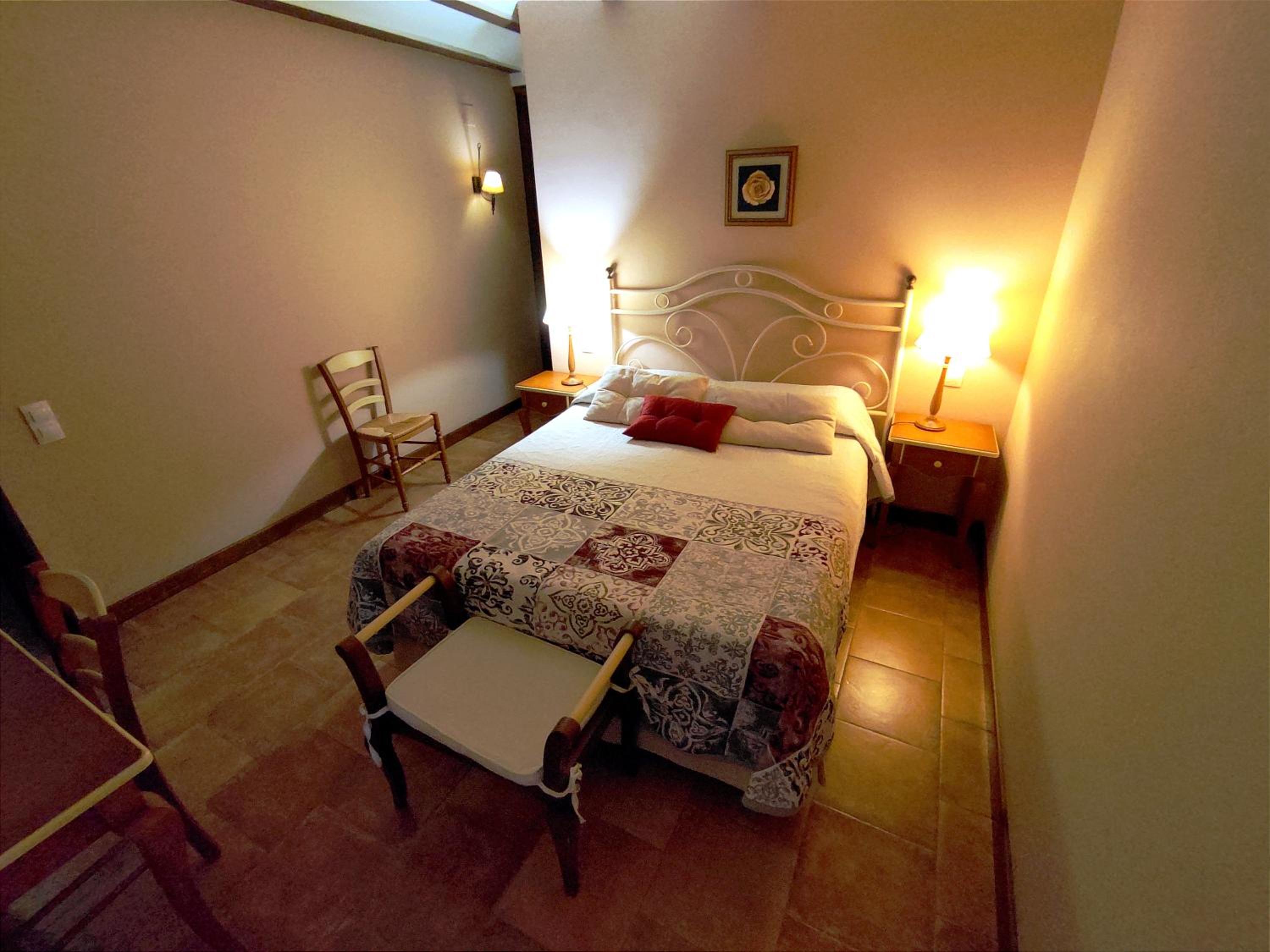 Double Room - Photo 1