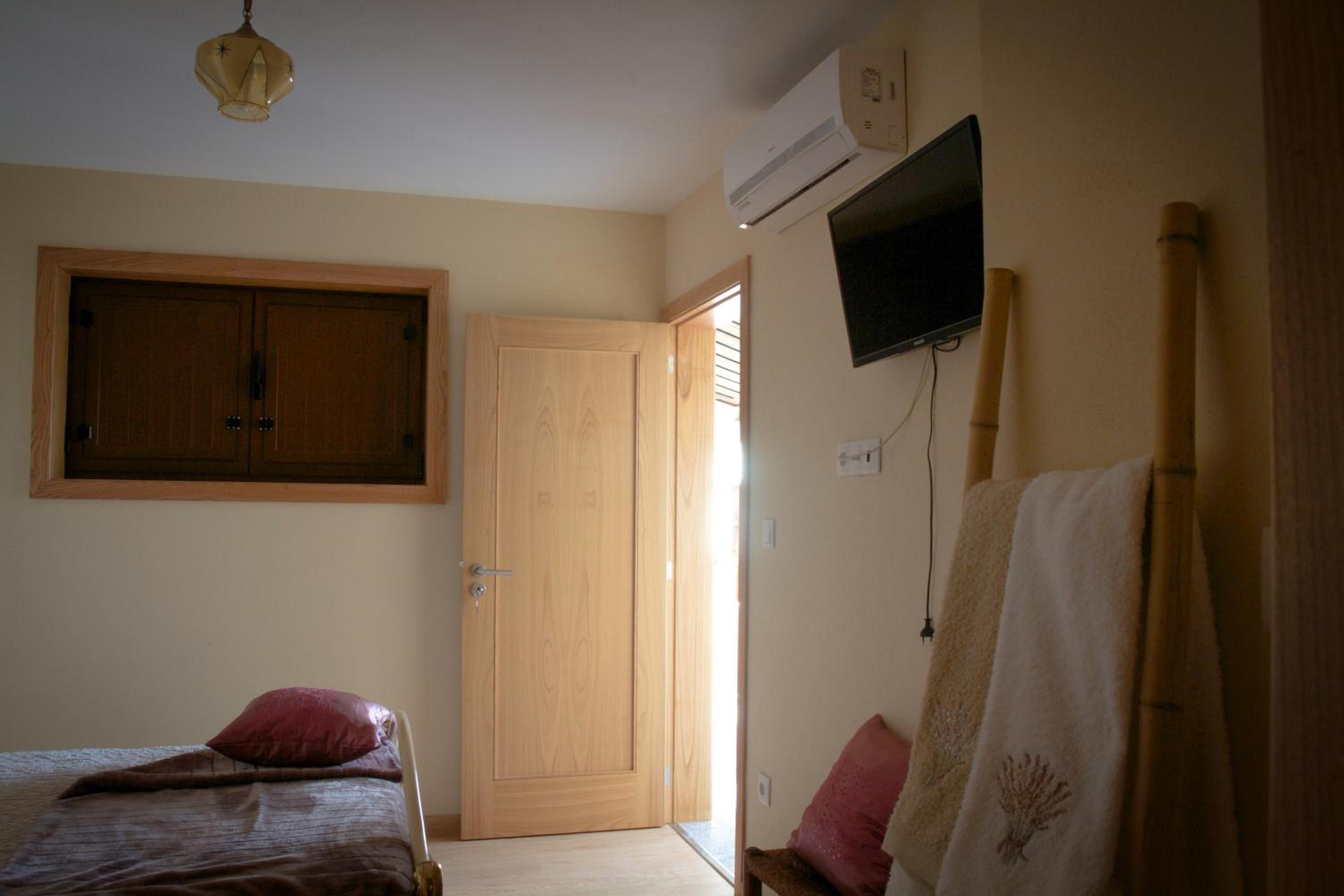 Double Room - Photo 3