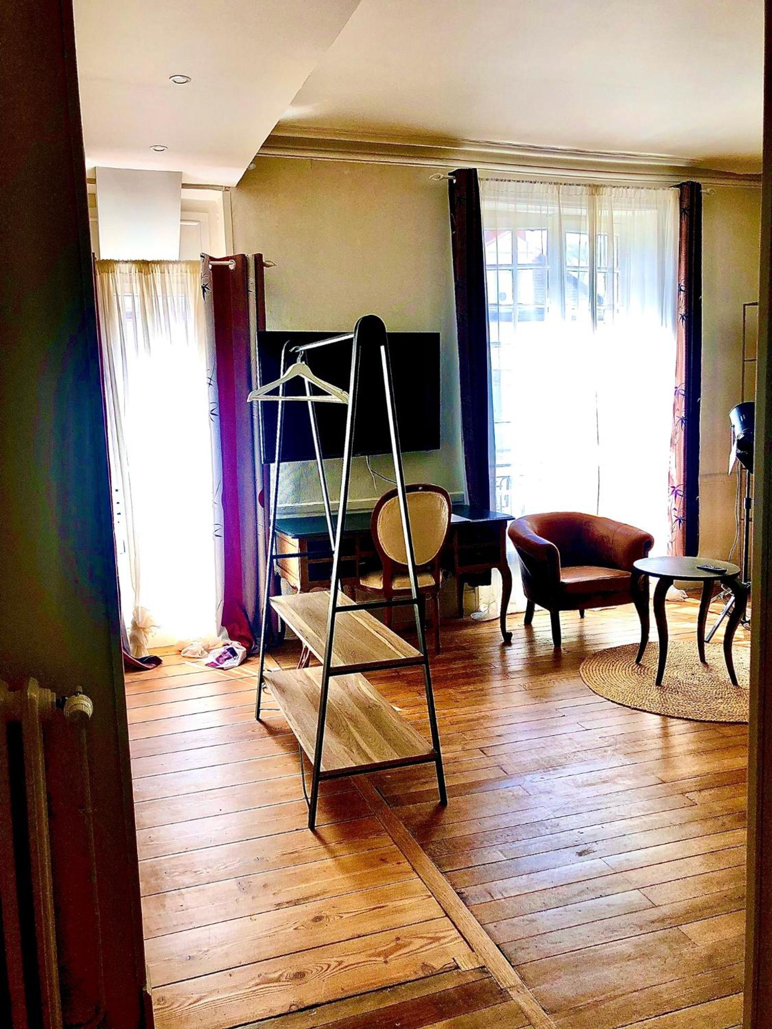Double Room - Photo 12