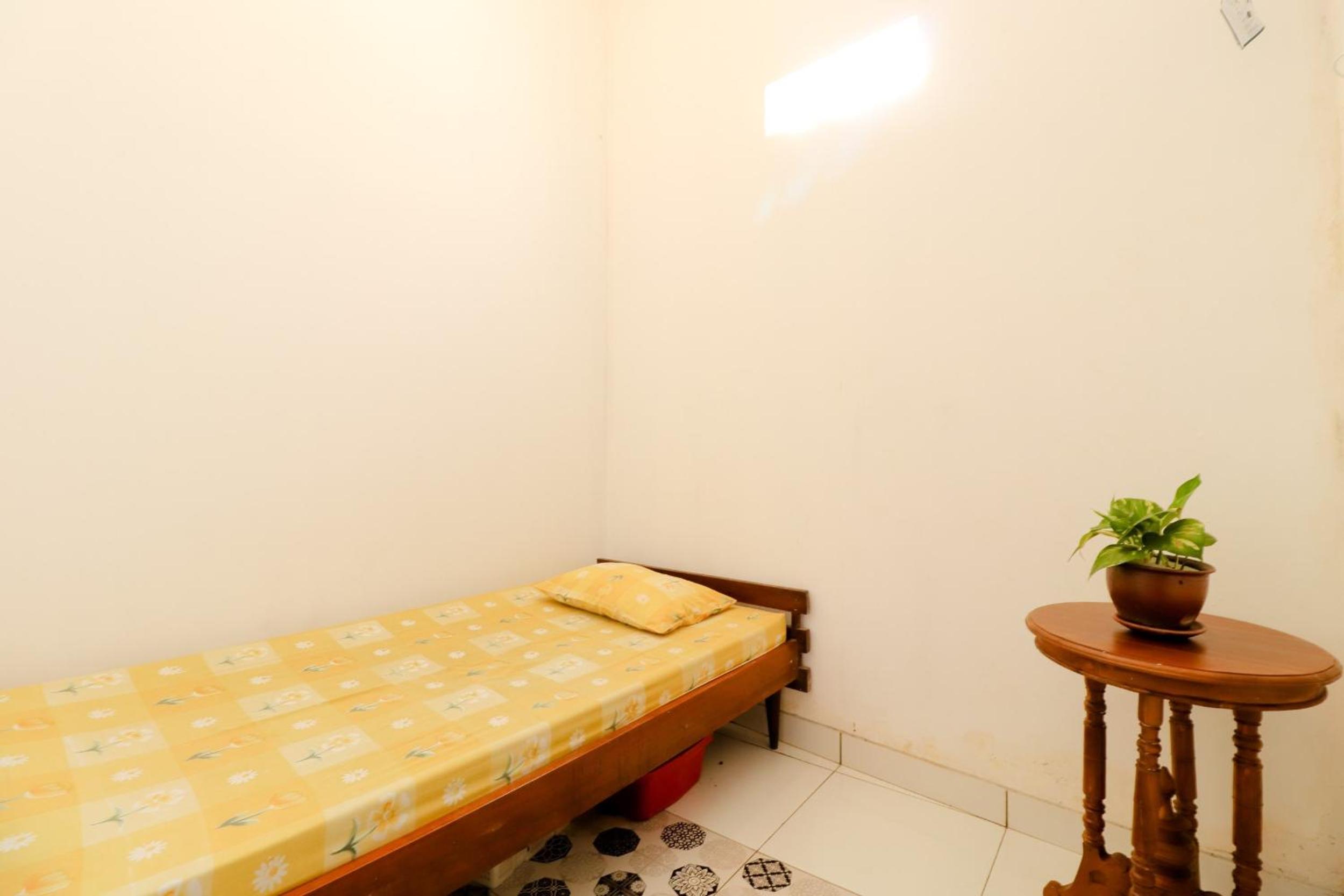 Economy Single Room photo 1