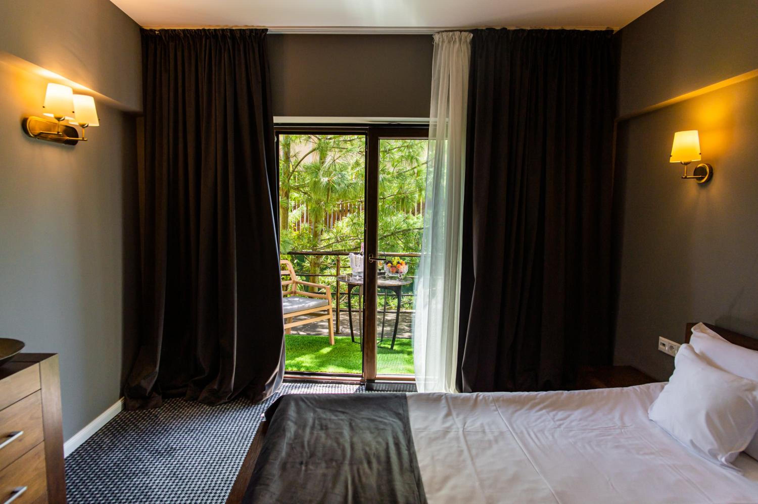 Deluxe Apartment photo 3