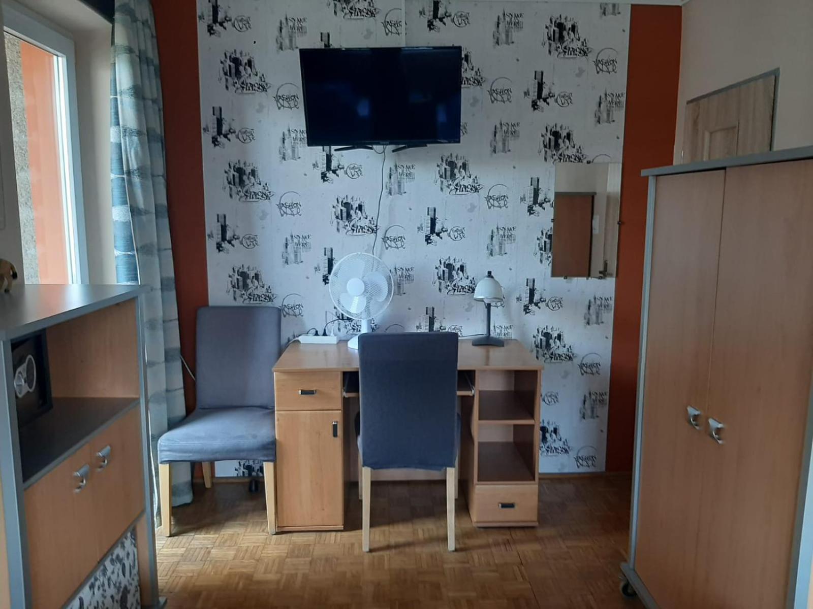 Twin Room with Balcony photo 3