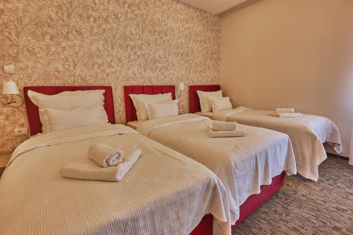 Deluxe Quadruple Room photo 1