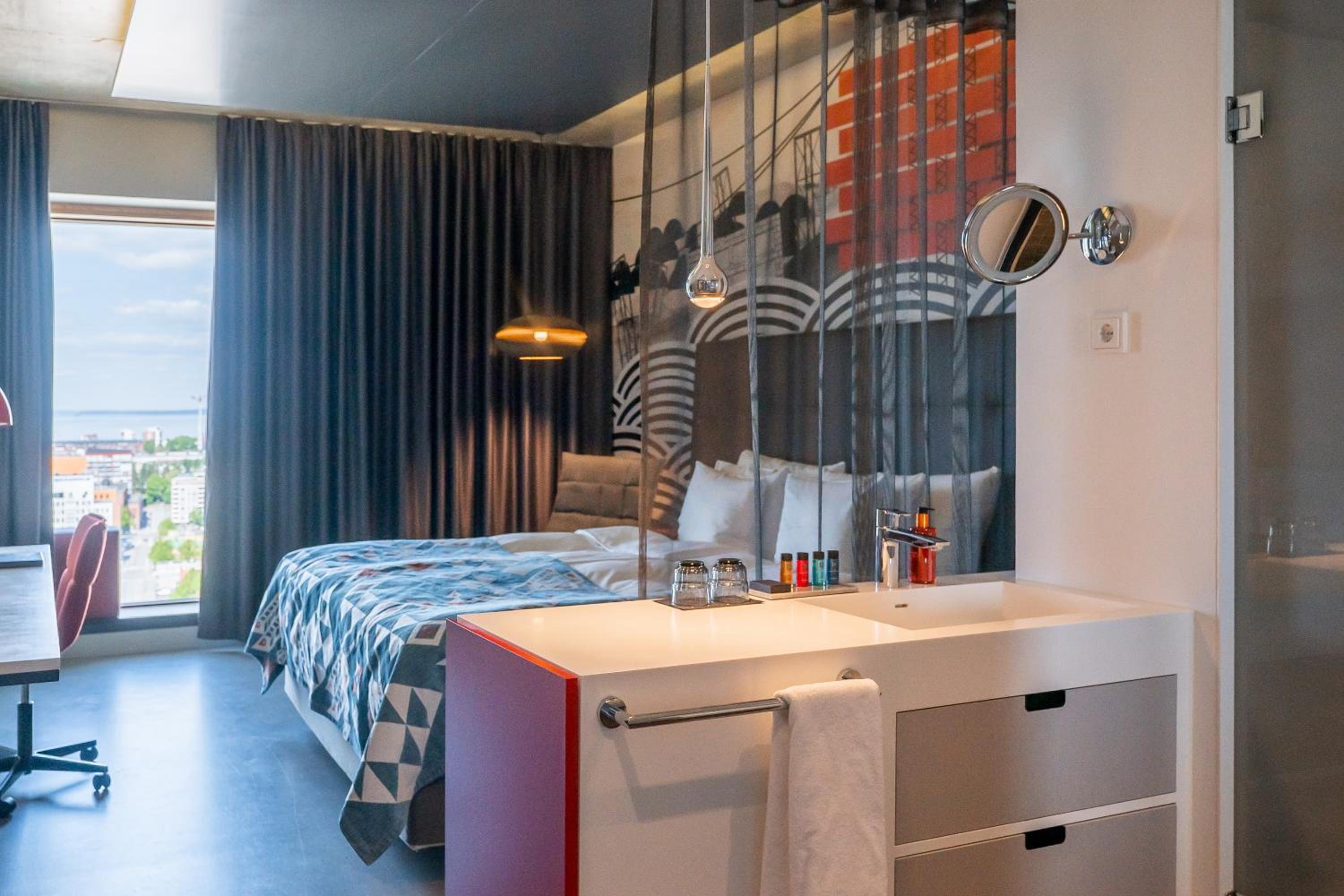Superior King Room