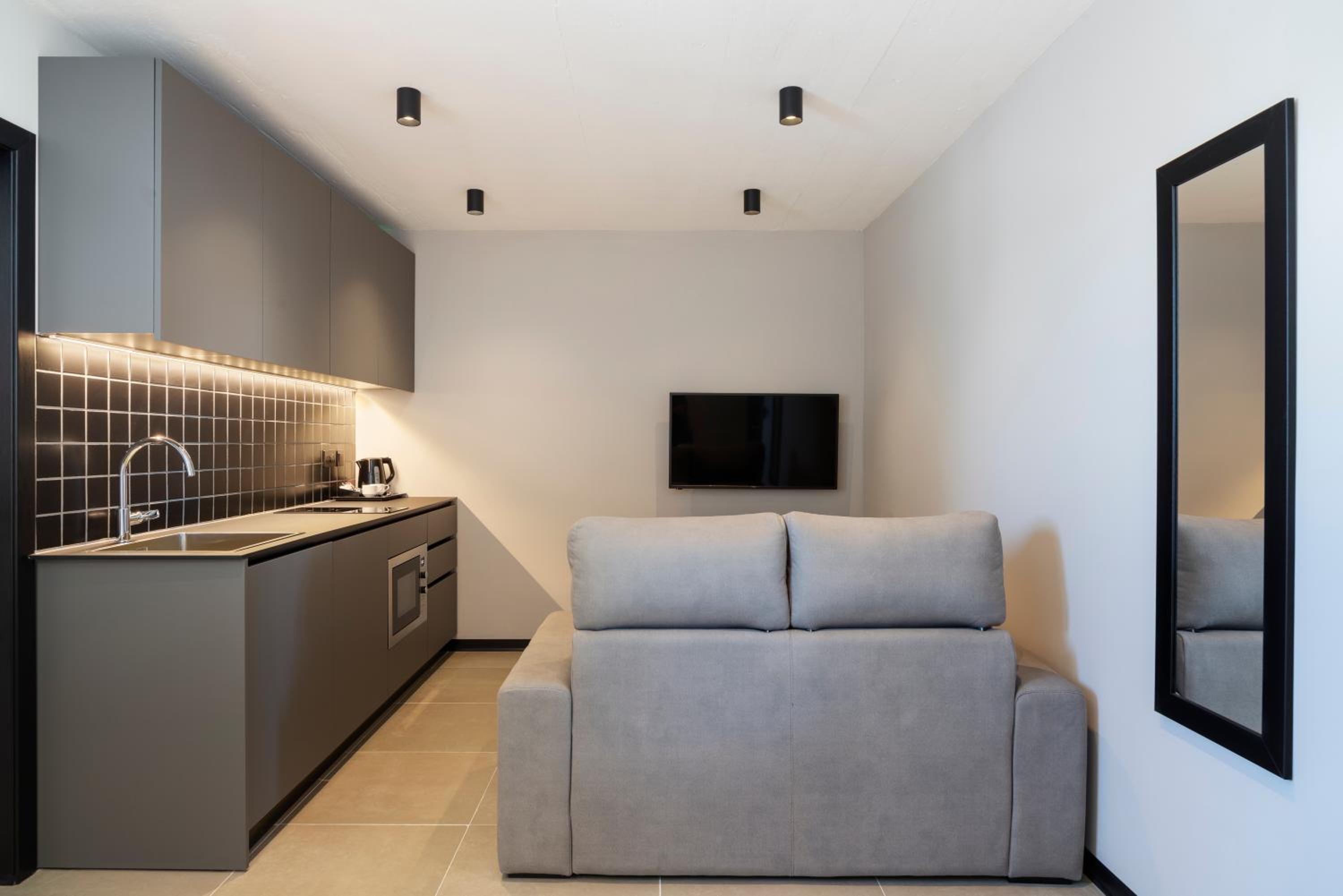 One Bedroom Apartment - Photo 19