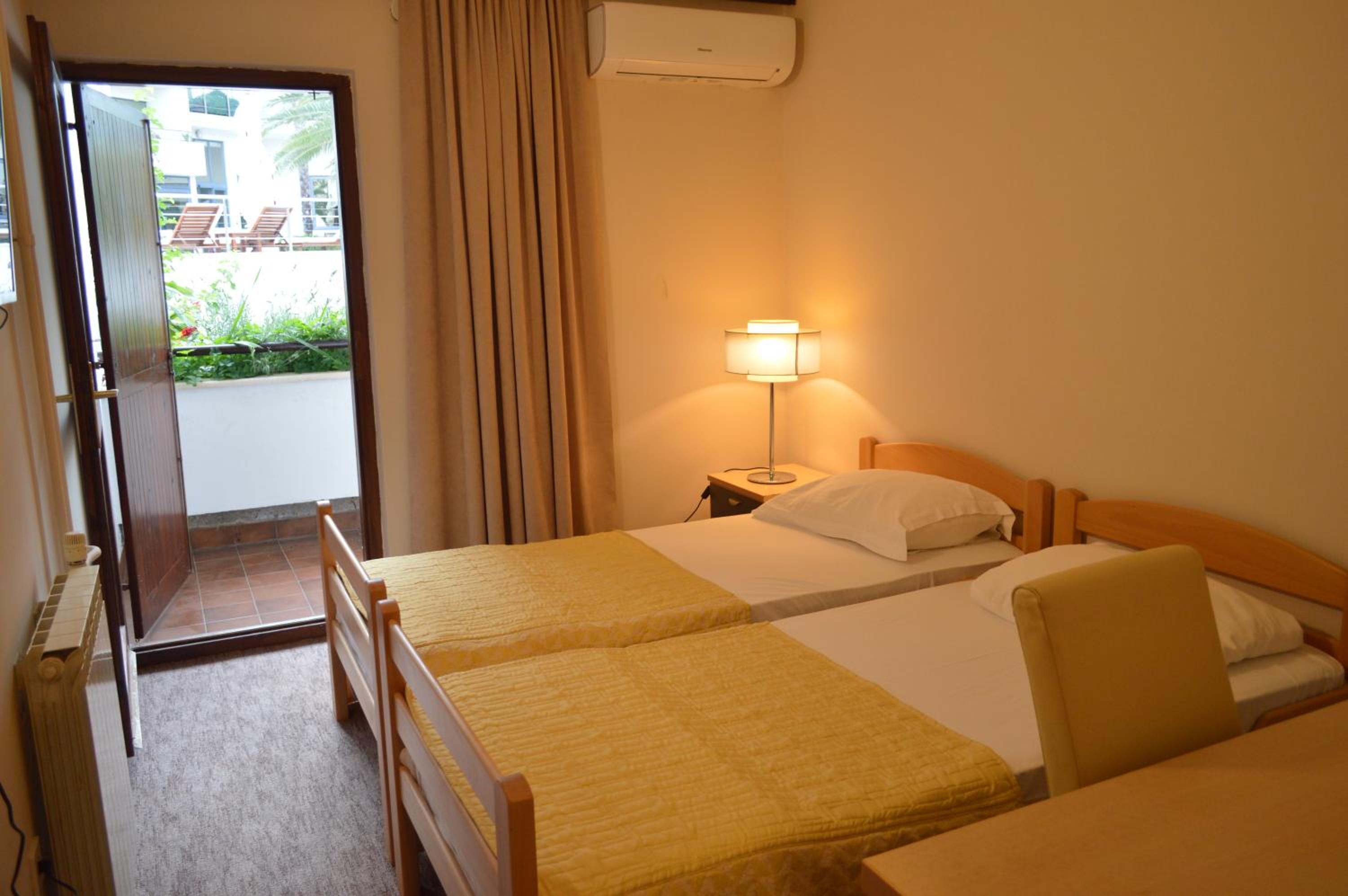Economy Twin Room