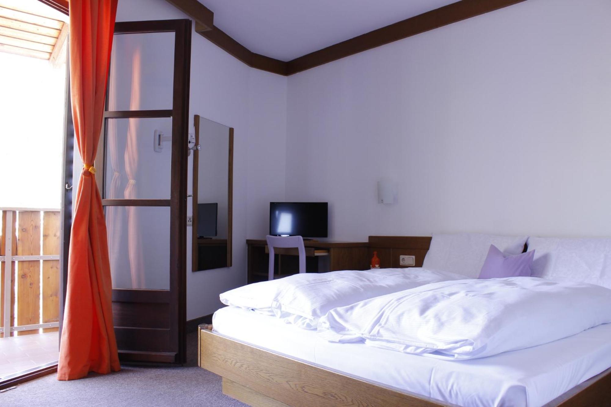 Double Room with Balcony photo 1