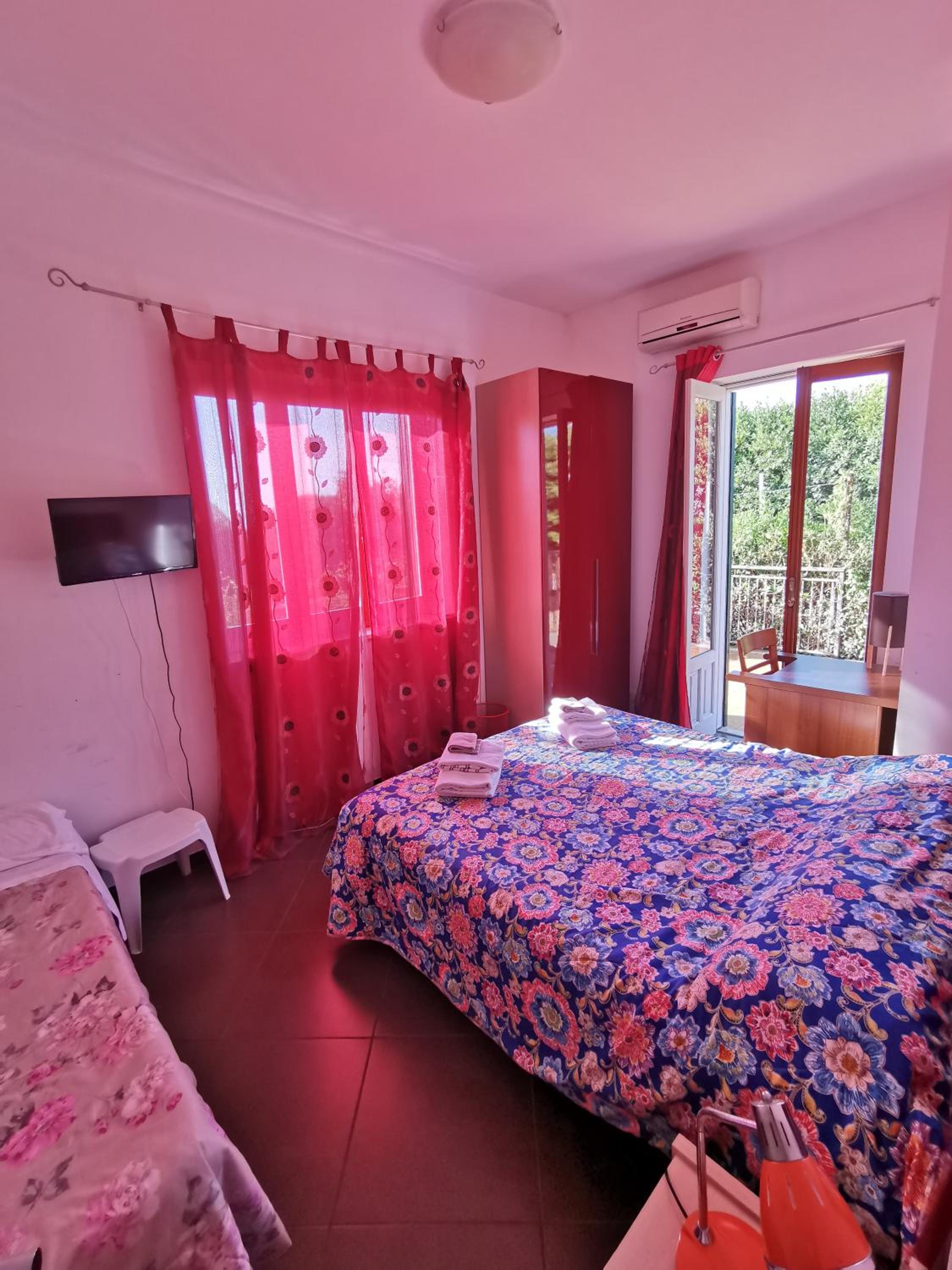 Double or Twin Room photo 1