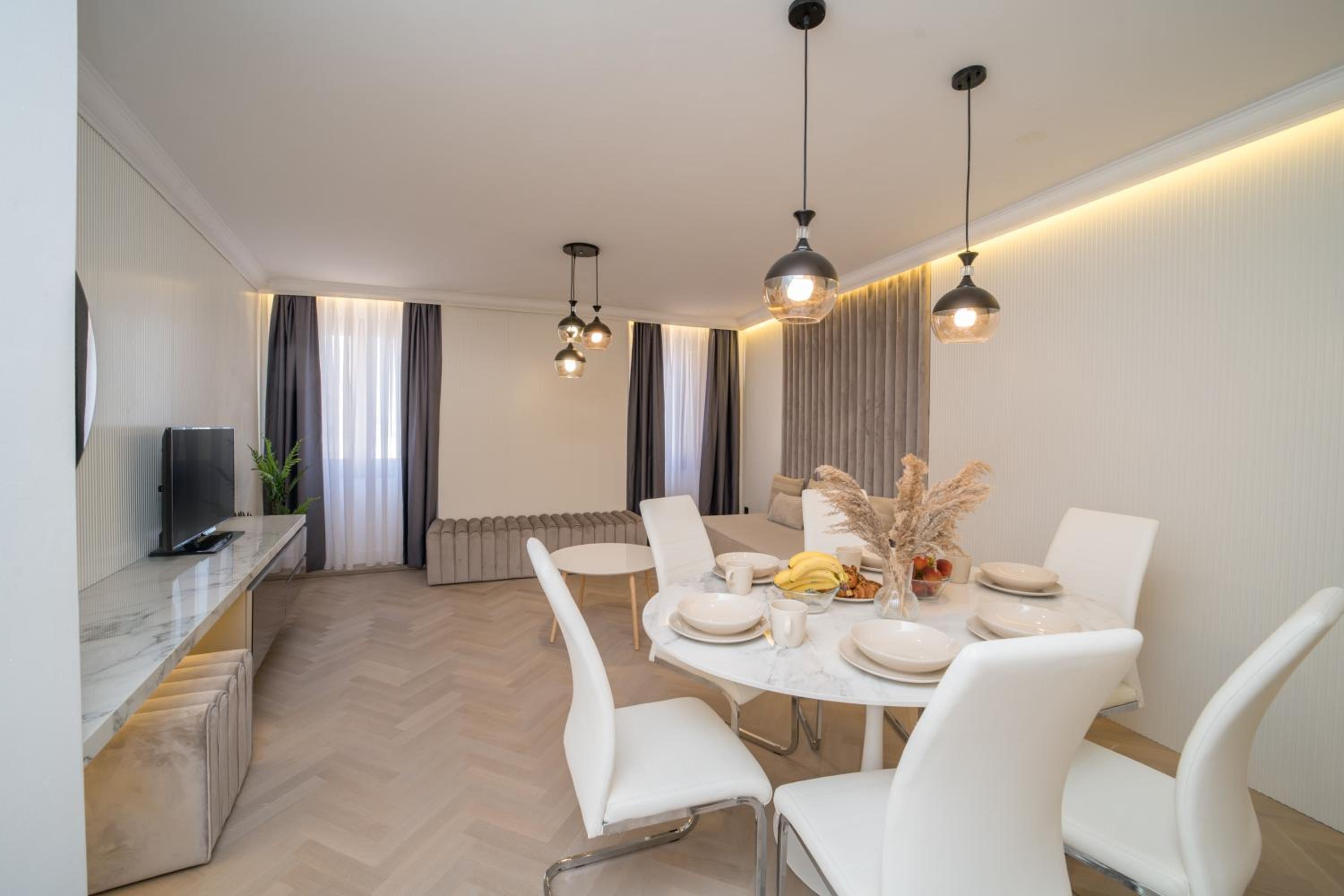 Two-Bedroom Villa - Photo 24