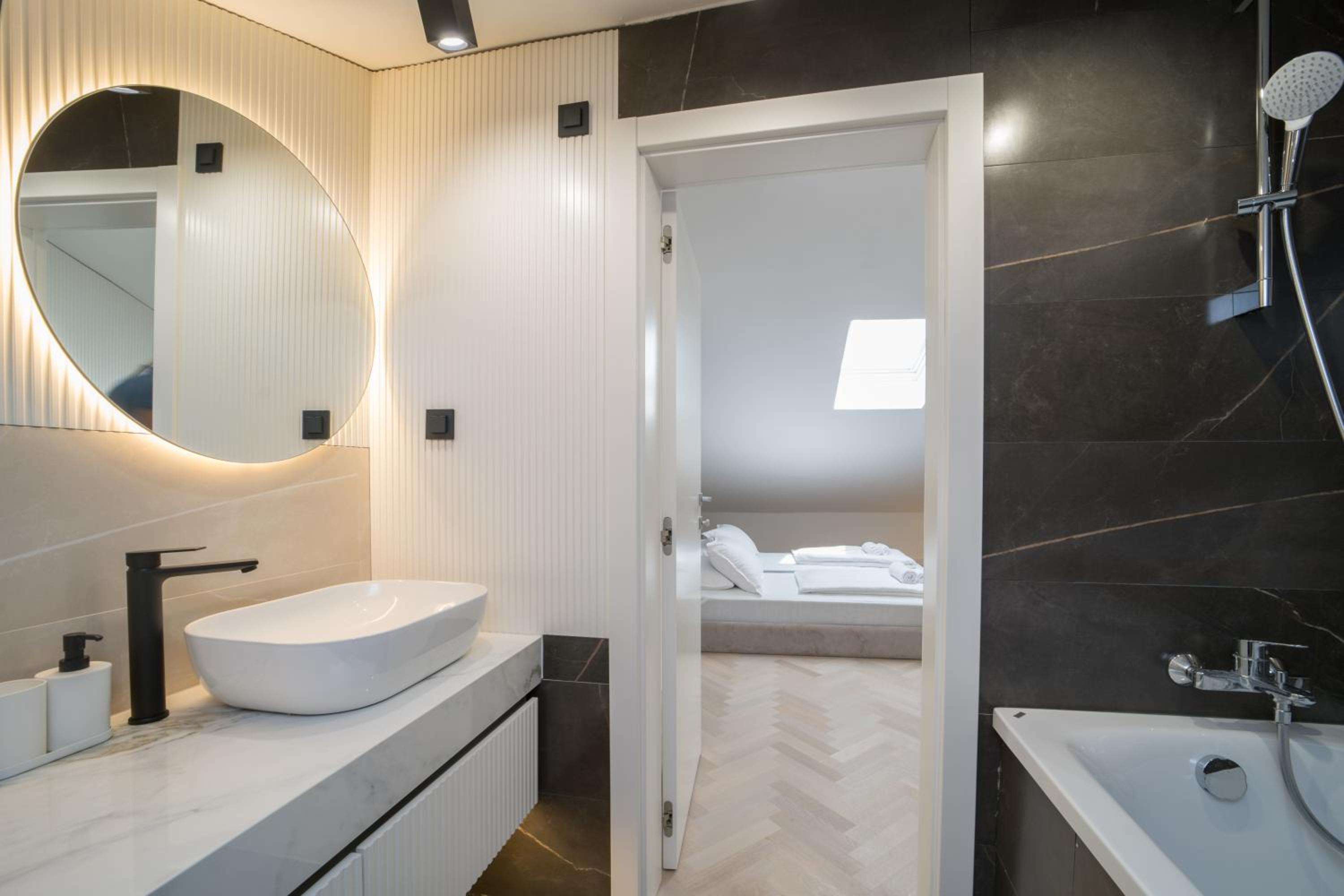 Two-Bedroom Villa - Photo 44