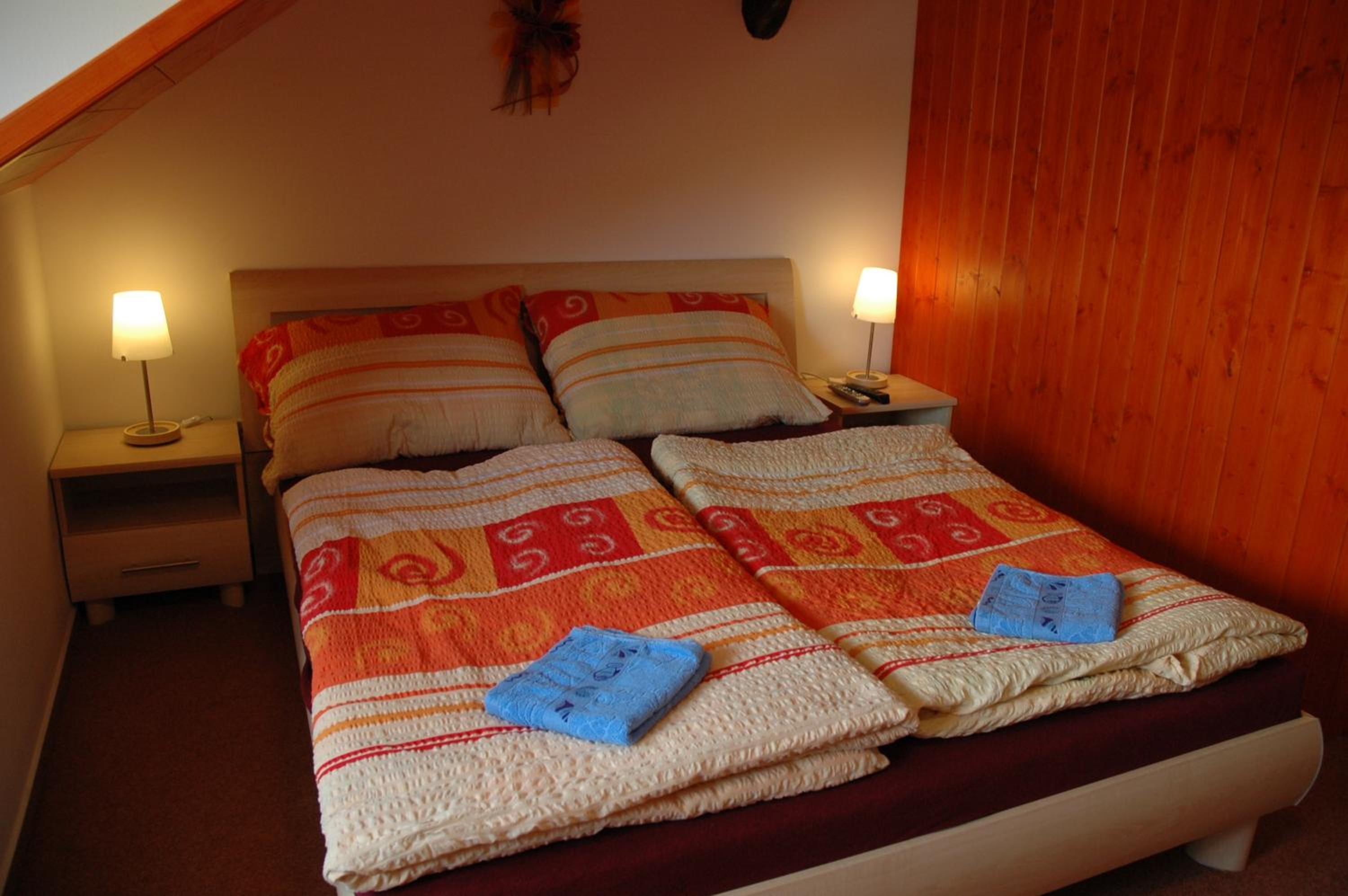 Double Room with Private Bathroom photo 2