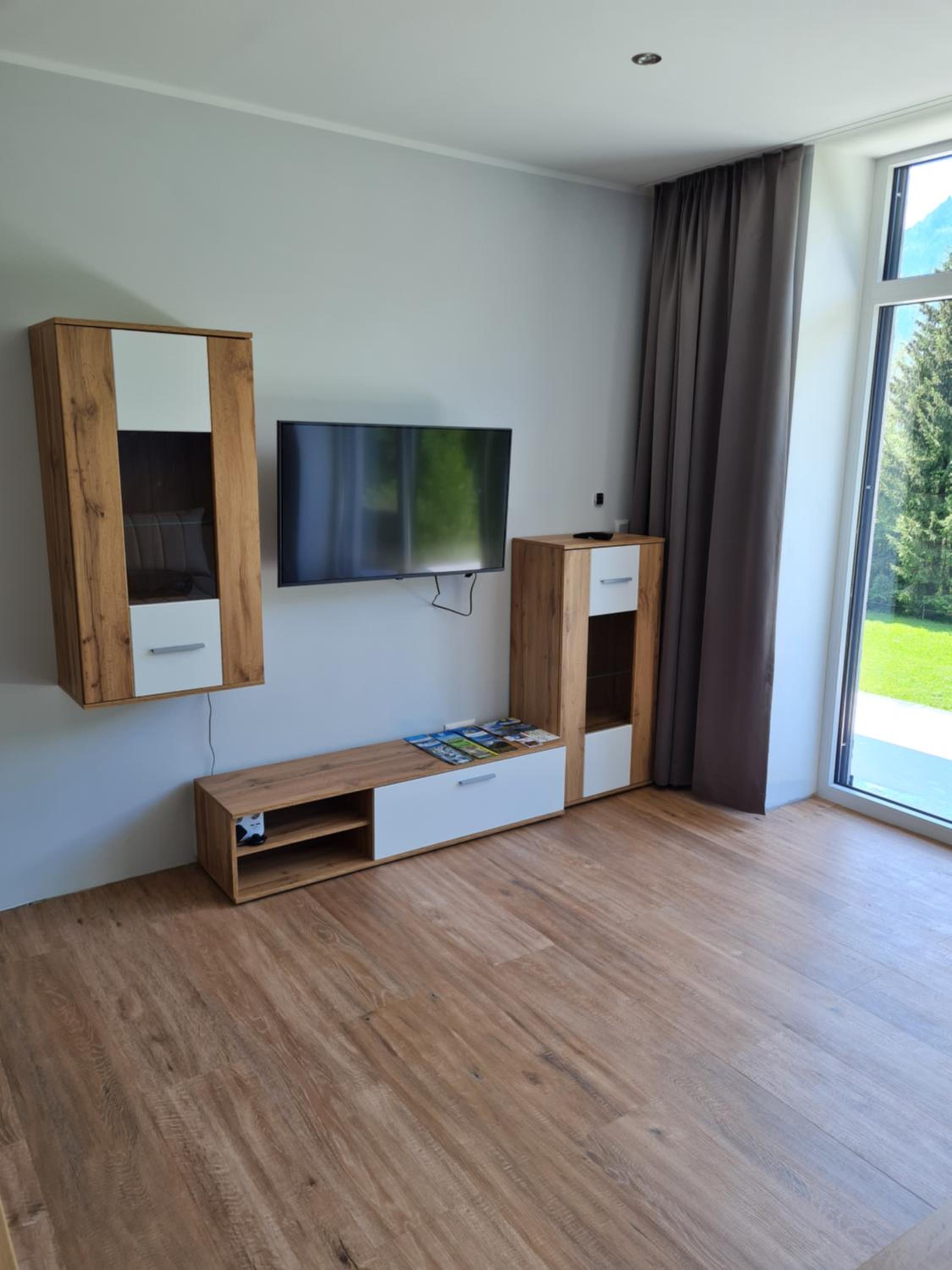 Apartment with Balcony - Photo 1