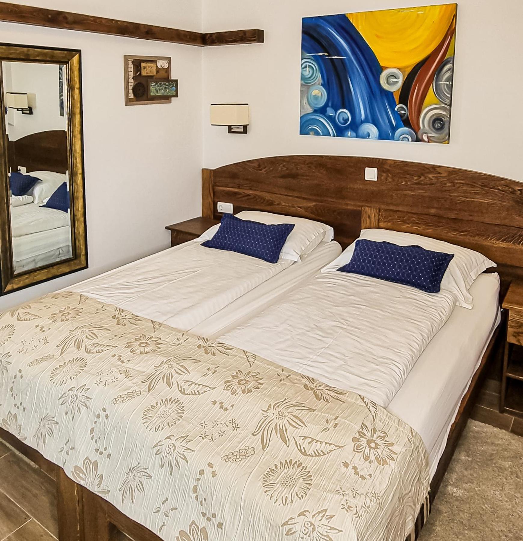 Deluxe Double Room with Garden View photo 2
