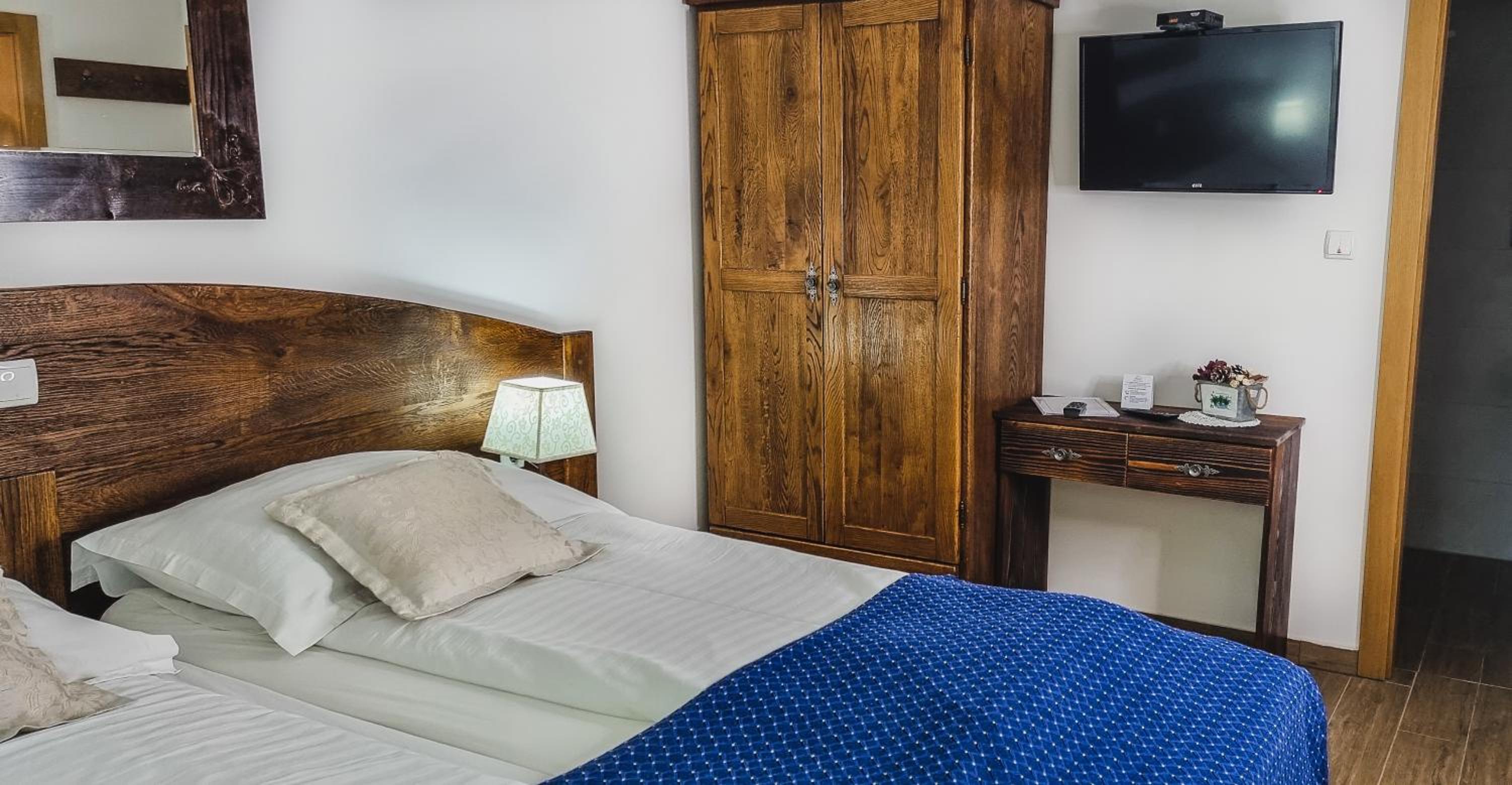 Standard Double or Twin Room photo 3