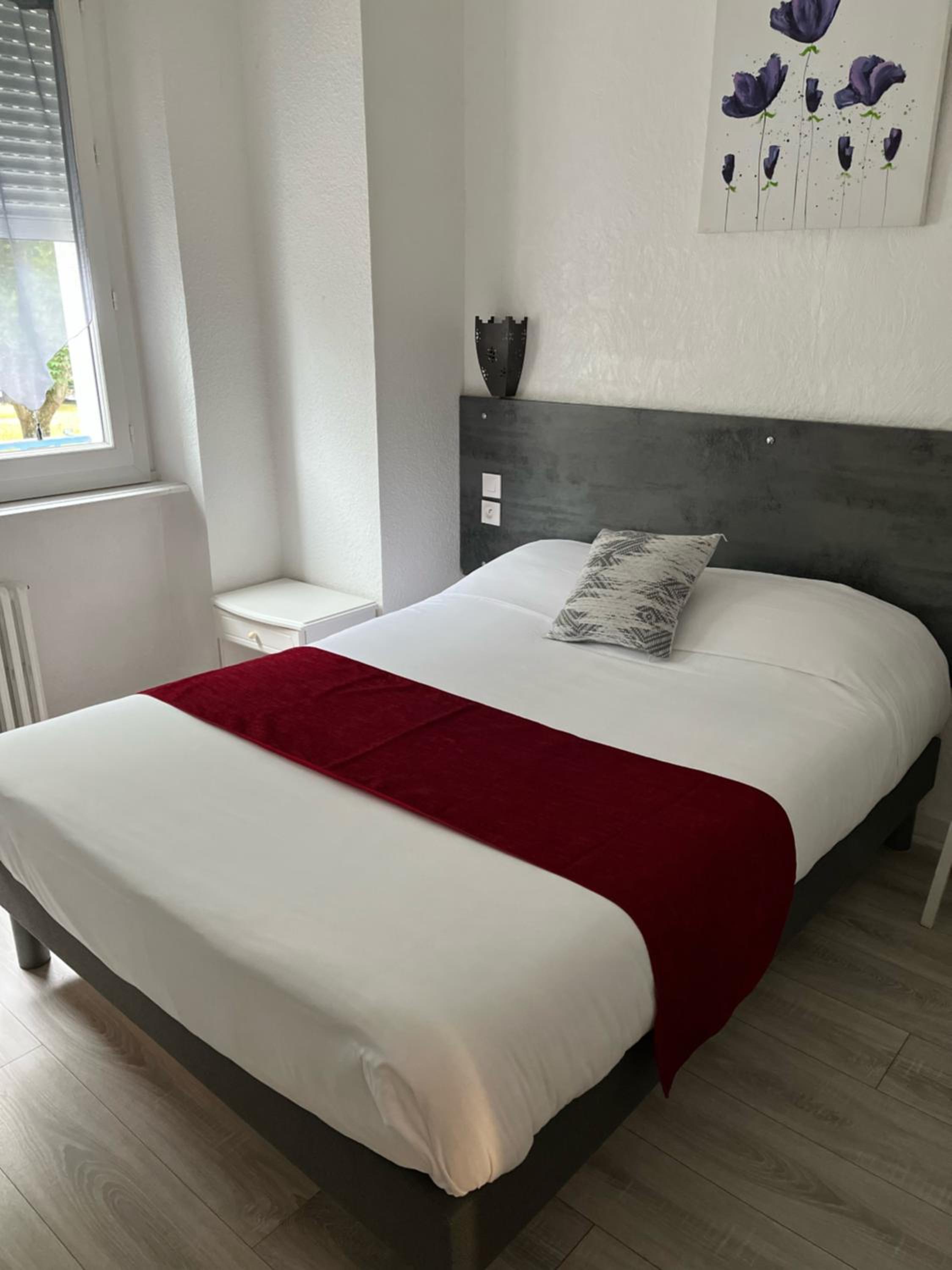 Double Room - Photo 5