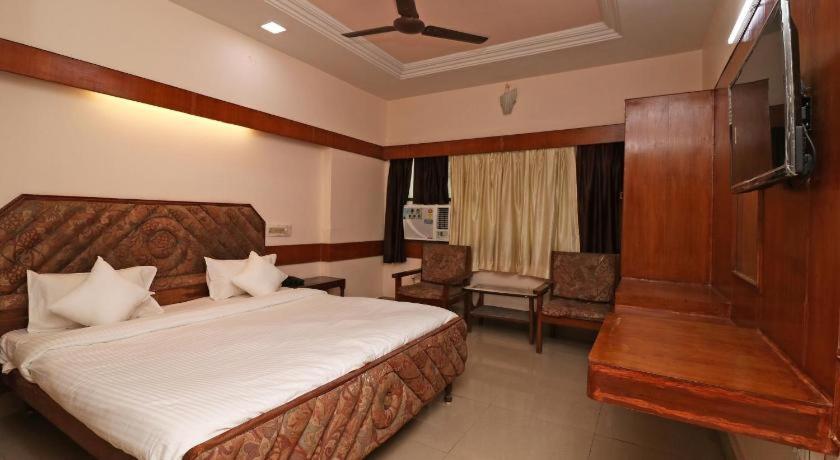 Deluxe Double Room photo 2