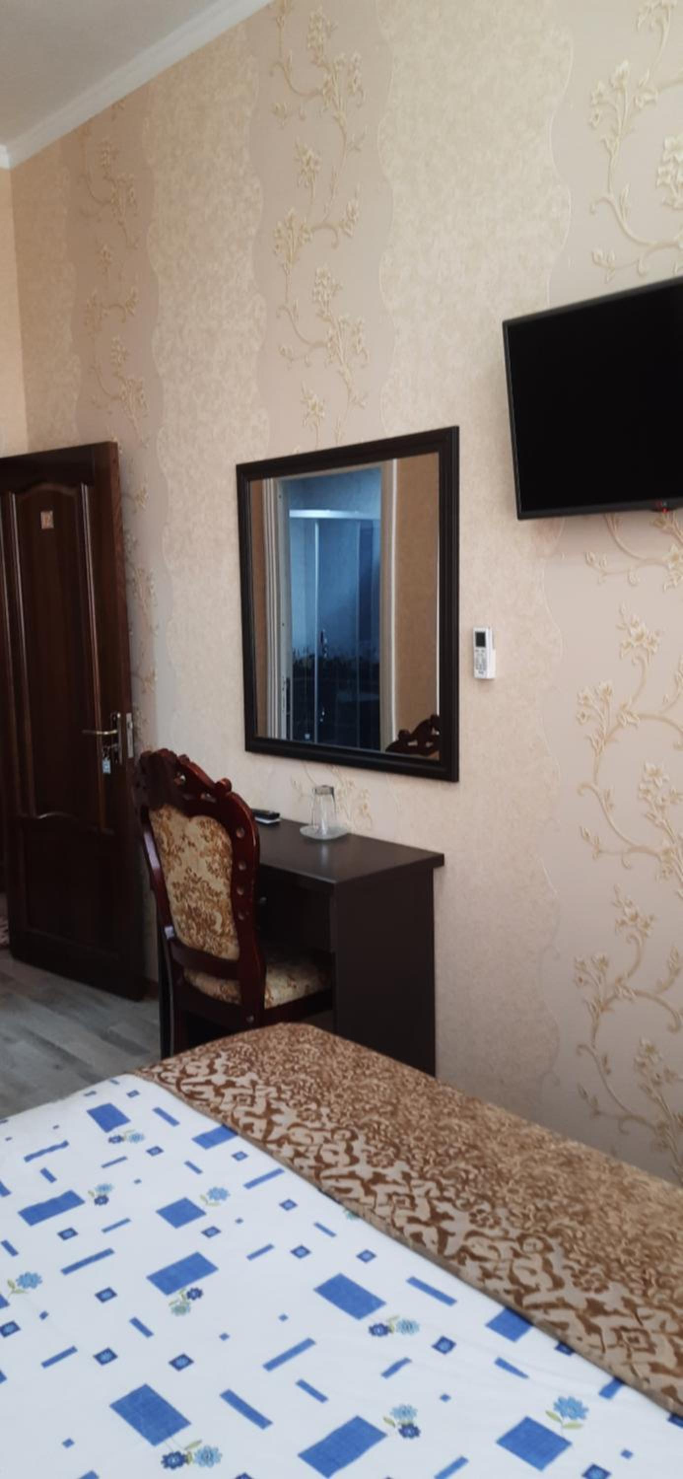Single Room with Mountain View photo 1