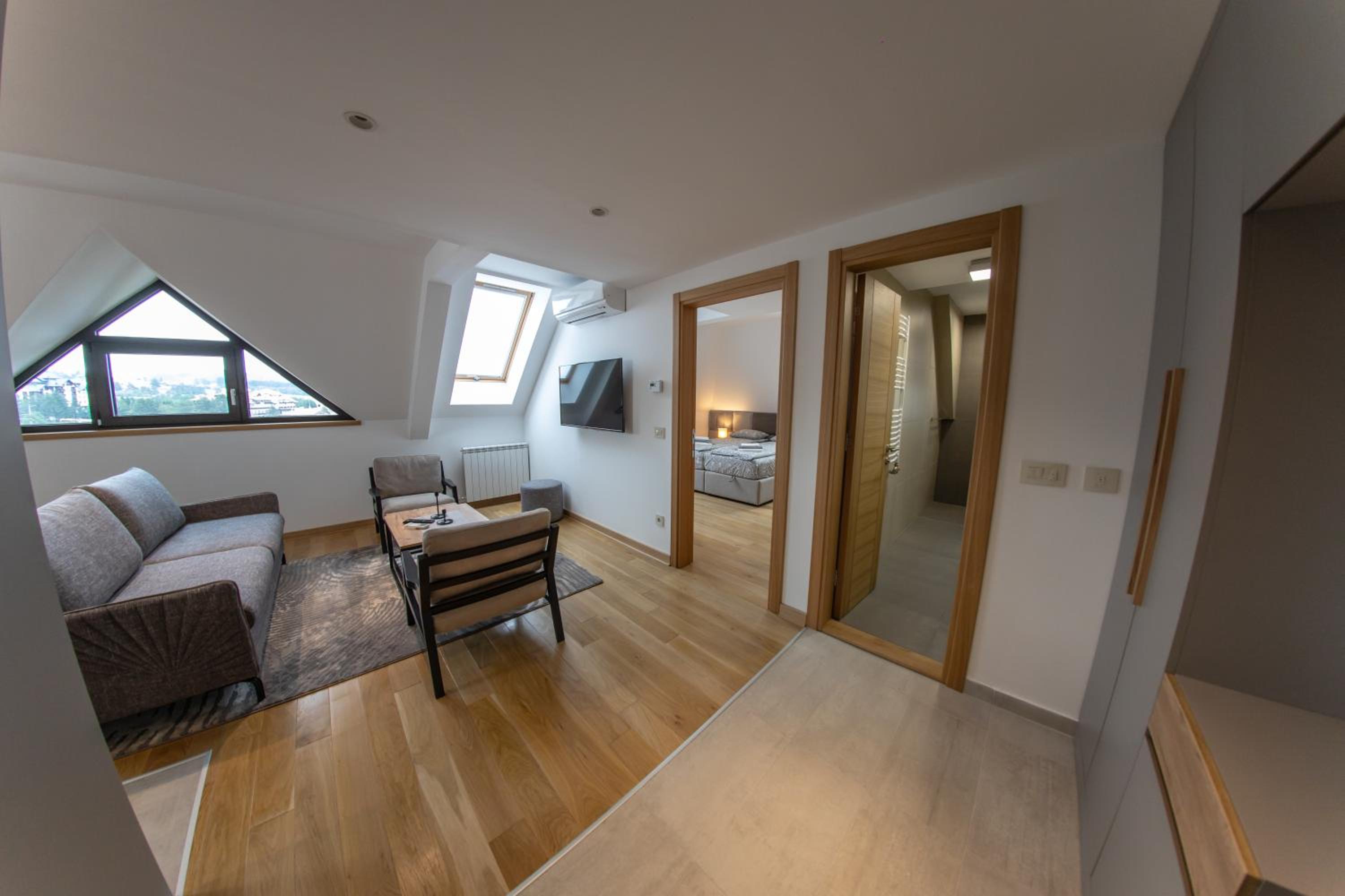 One-Bedroom Apartment - Photo 13