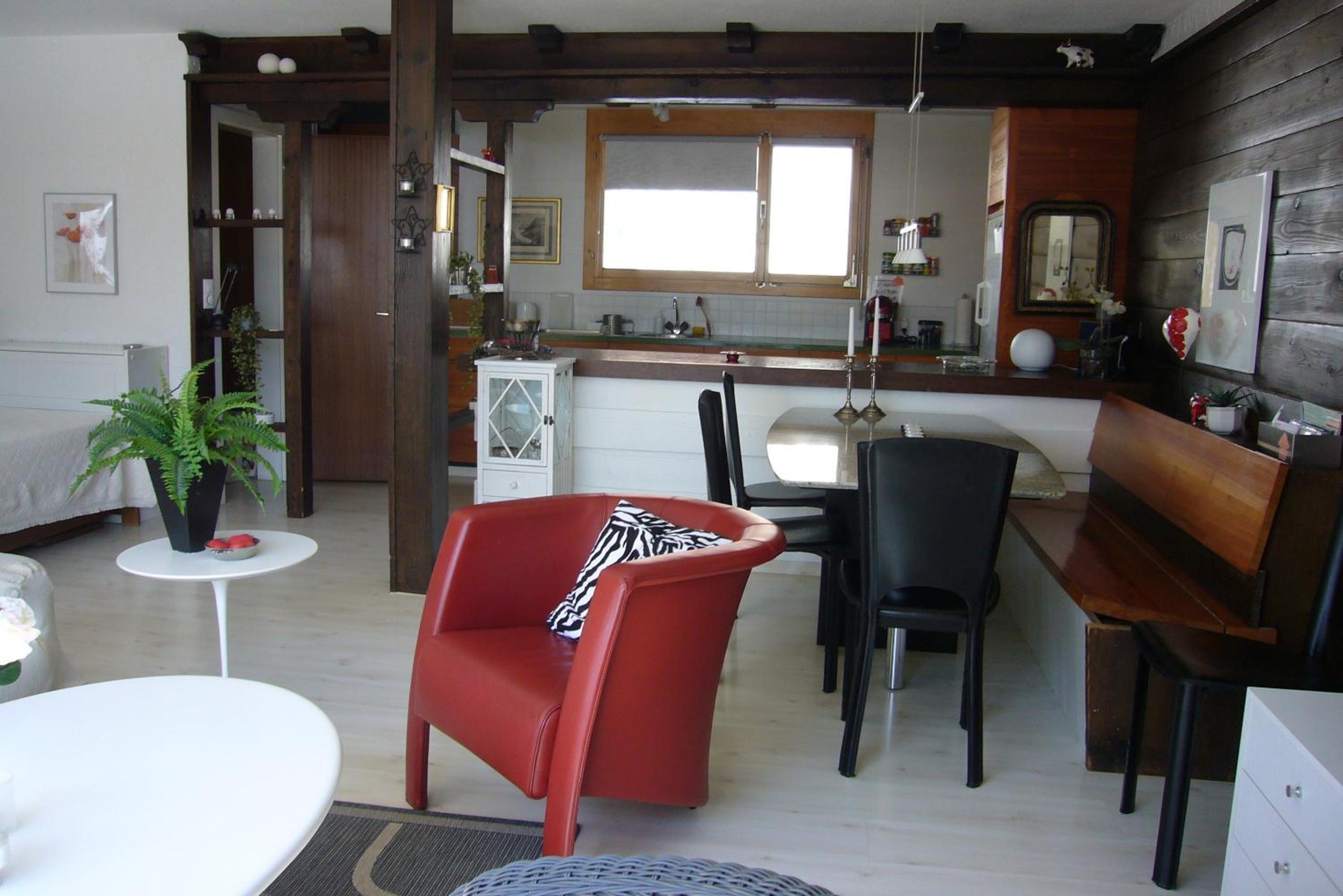 Apartment with Mountain View photo 1